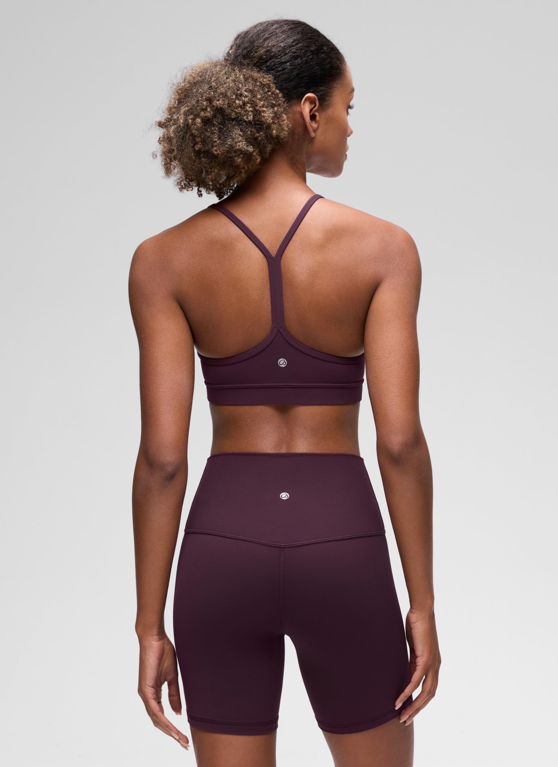 Áo lót thể thao CRZ YOGA dành cho nữ, kiểu dáng hỗ trợ nhẹ, cổ chữ Y, kiểu dáng " Butterluxe ", màu tím đậm