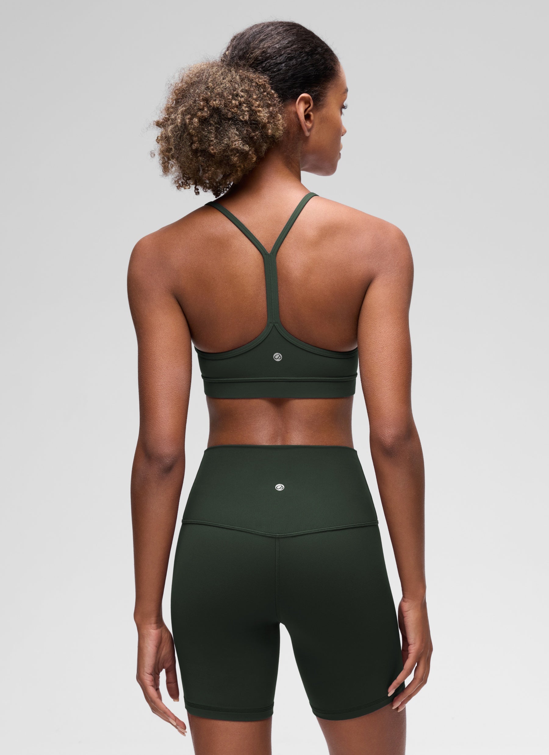 Áo lót thể thao CRZ YOGA dành cho nữ, kiểu Y-back, hỗ trợ nhẹ, chất liệu vải " Butterluxe ", màu xanh lá cây Legend