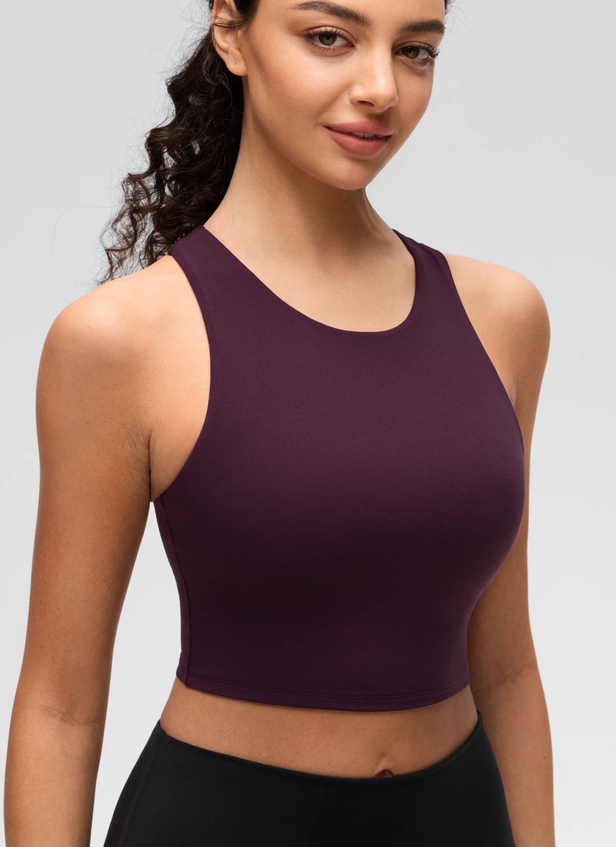 CRZ YOGA  Áo thun yoga nữ cổ cao, lưng chéo, tay ngắn, độ nâng đỡ thấp, họa tiết “ Butterluxe ”, màu tím đậm