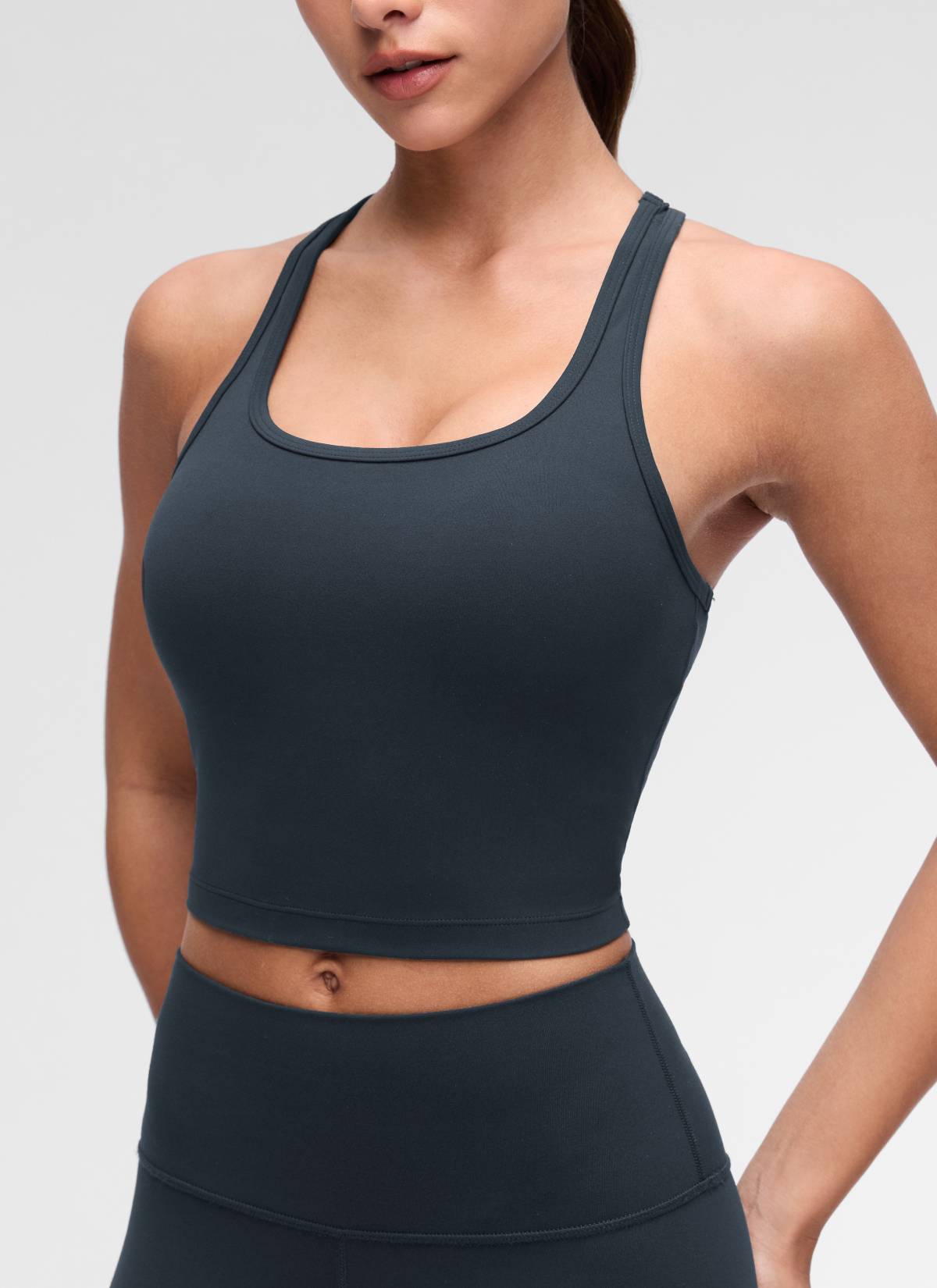 CRZ YOGA Áo lót thể thao dành cho nữ tập yoga, độ nâng đỡ thấp, kiểu cổ tròn và lưng chữ Y, màu xanh navy đậm ( Butterluxe )