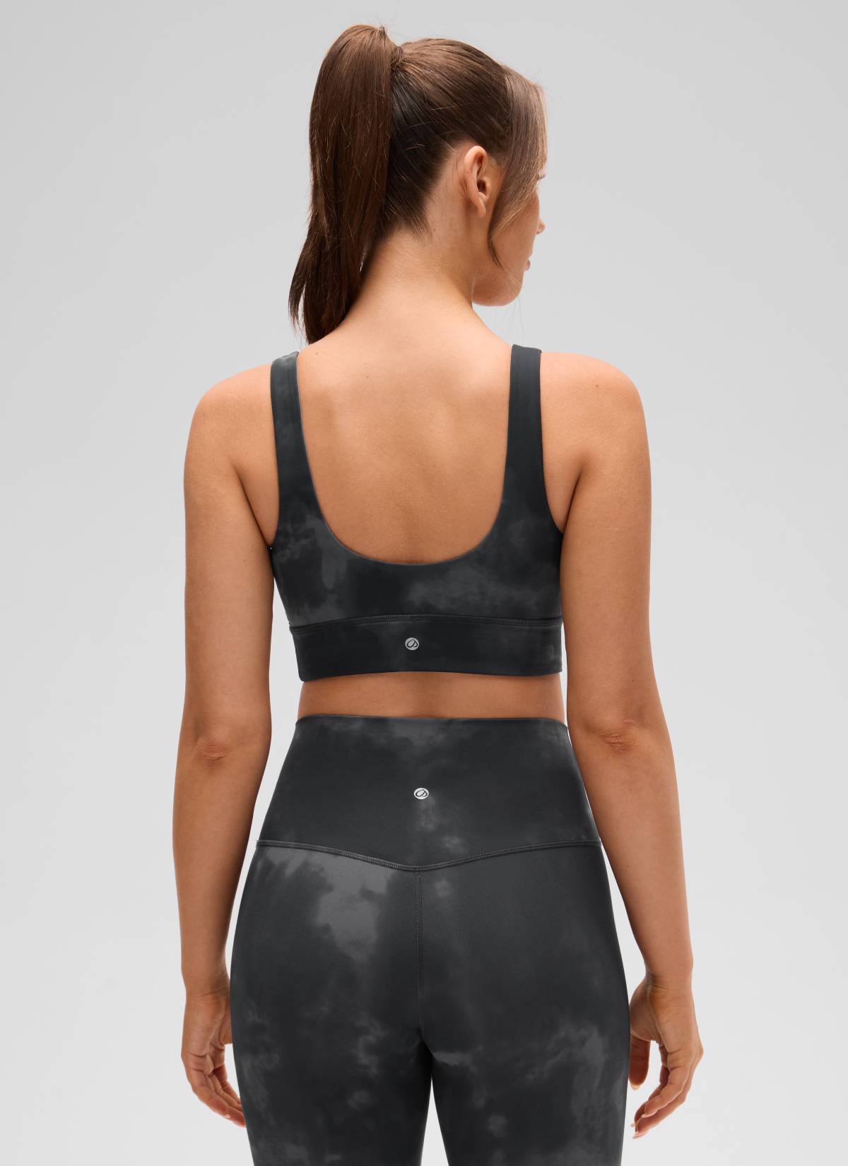 Butterluxe Áo lót thể thao CRZ YOGA dành cho nữ, kiểu dáng yoga, độ nâng đỡ thấp, cổ chữ U, lưng chữ U, dáng dài, màu xám, họa tiết hoa tie-dye
