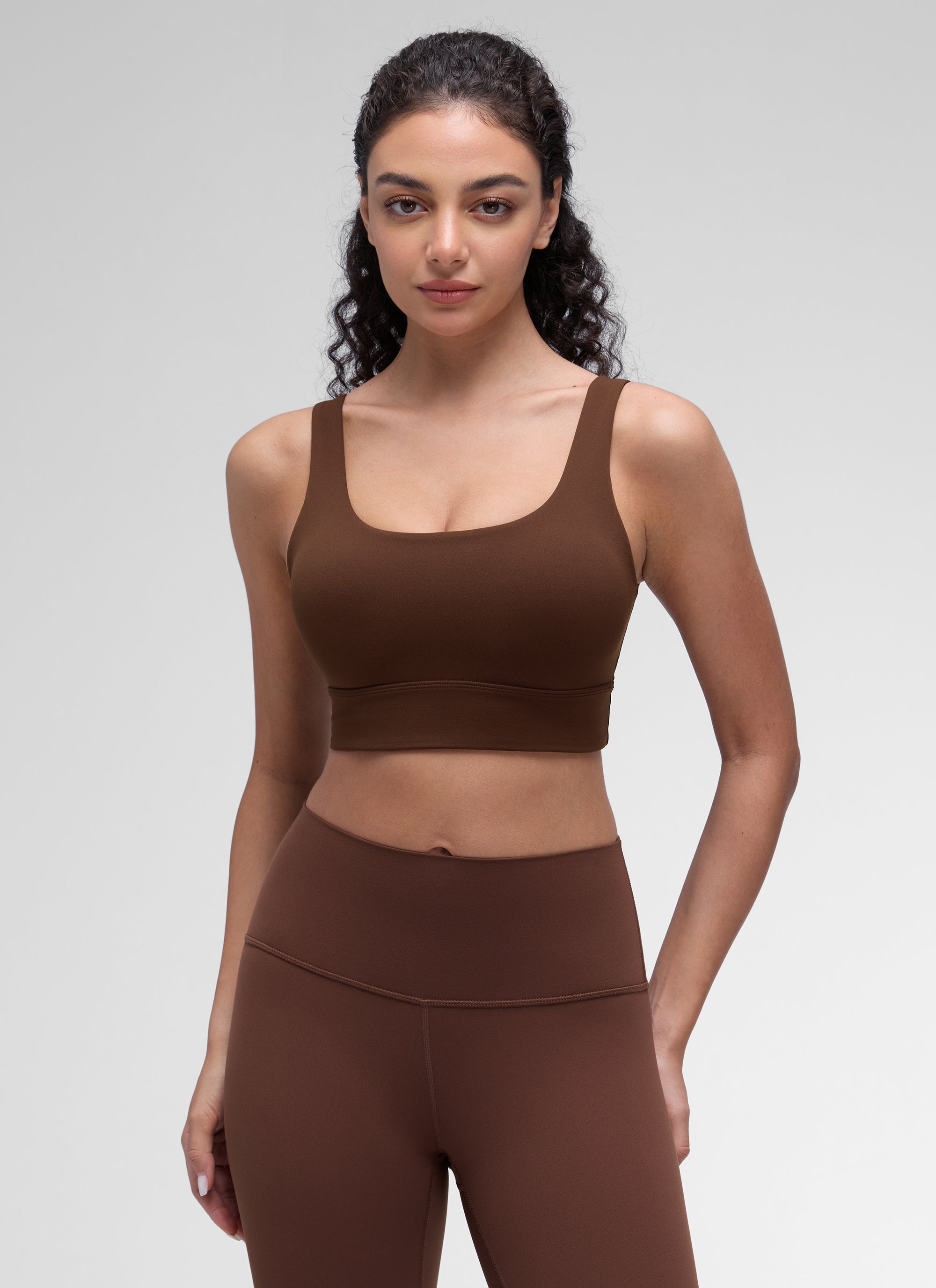 Áo lót thể thao CRZ YOGA dành cho nữ, kiểu dáng Low Support, cổ chữ U, lưng chữ U, dáng dài, màu nâu Lava Butterluxe