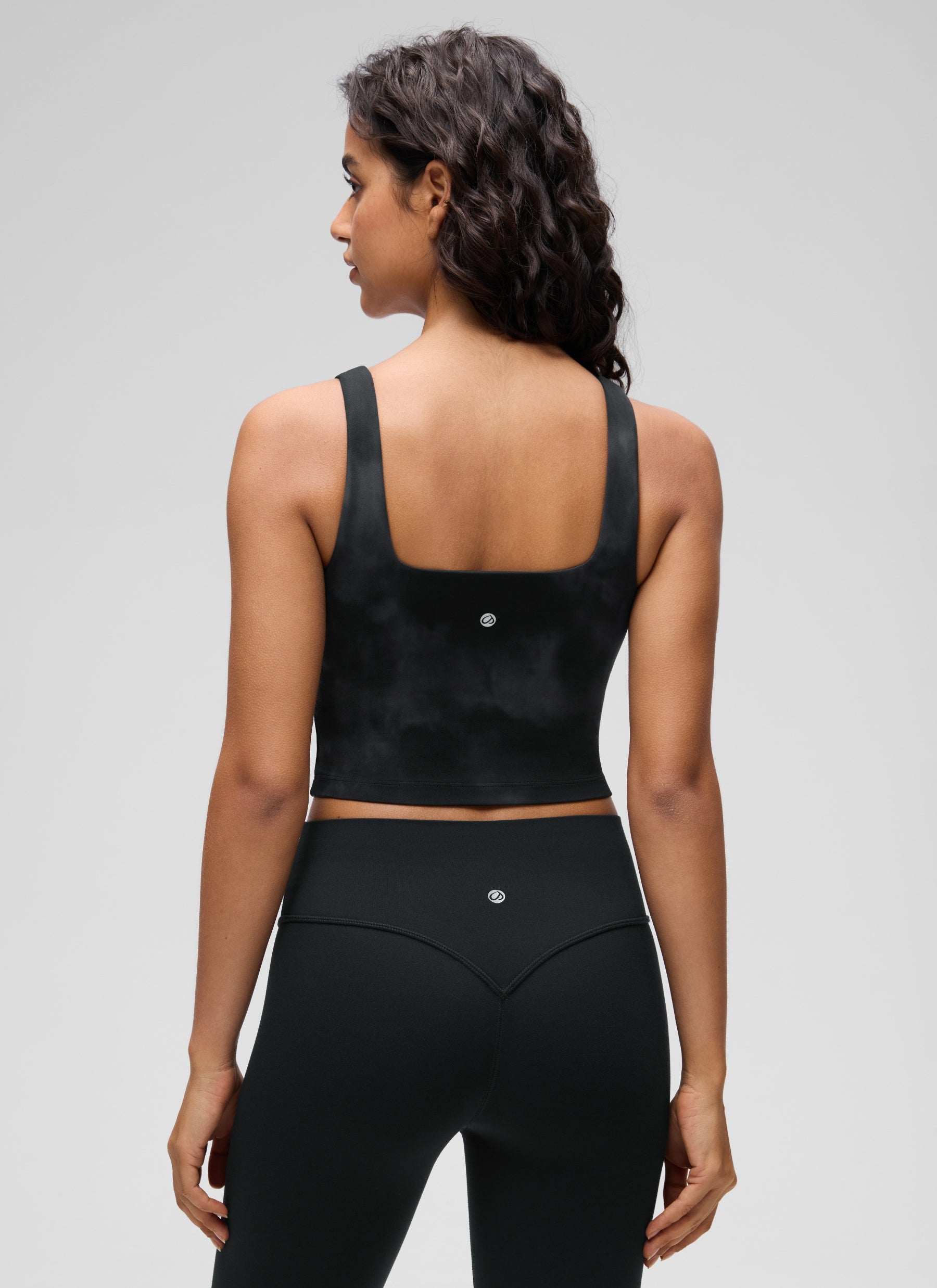 CRZ YOGA - Áo lót thể thao dài dành cho nữ tập yoga, kiểu dáng ôm sát ( Butterluxe ), cổ vuông, màu đen, họa tiết hoa tie-dye