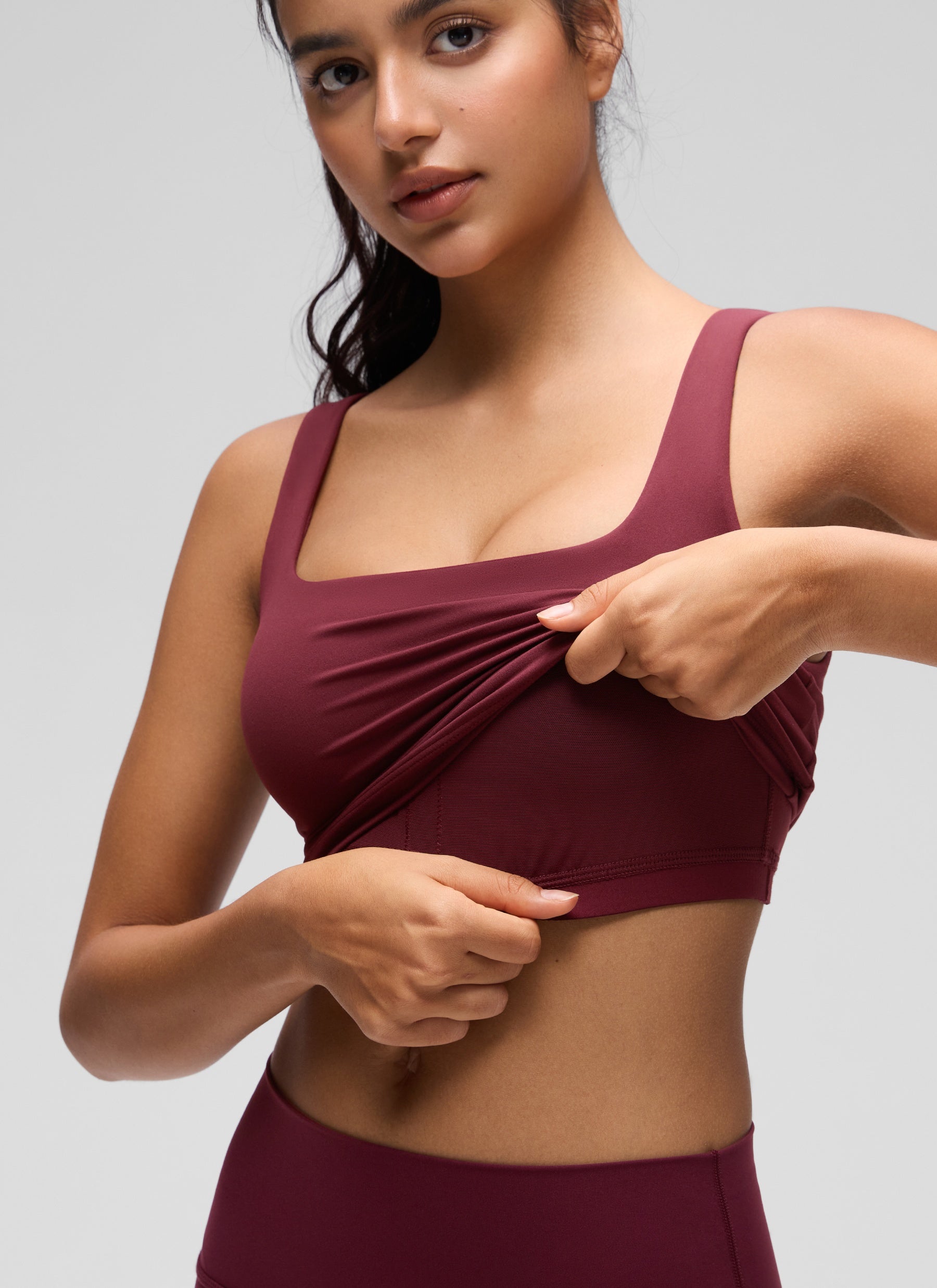 CRZ YOGA Áo lót thể thao dài dành cho nữ tập yoga, tác động nhẹ, kiểu dáng " Butterluxe ", cổ vuông, màu đỏ Merlot