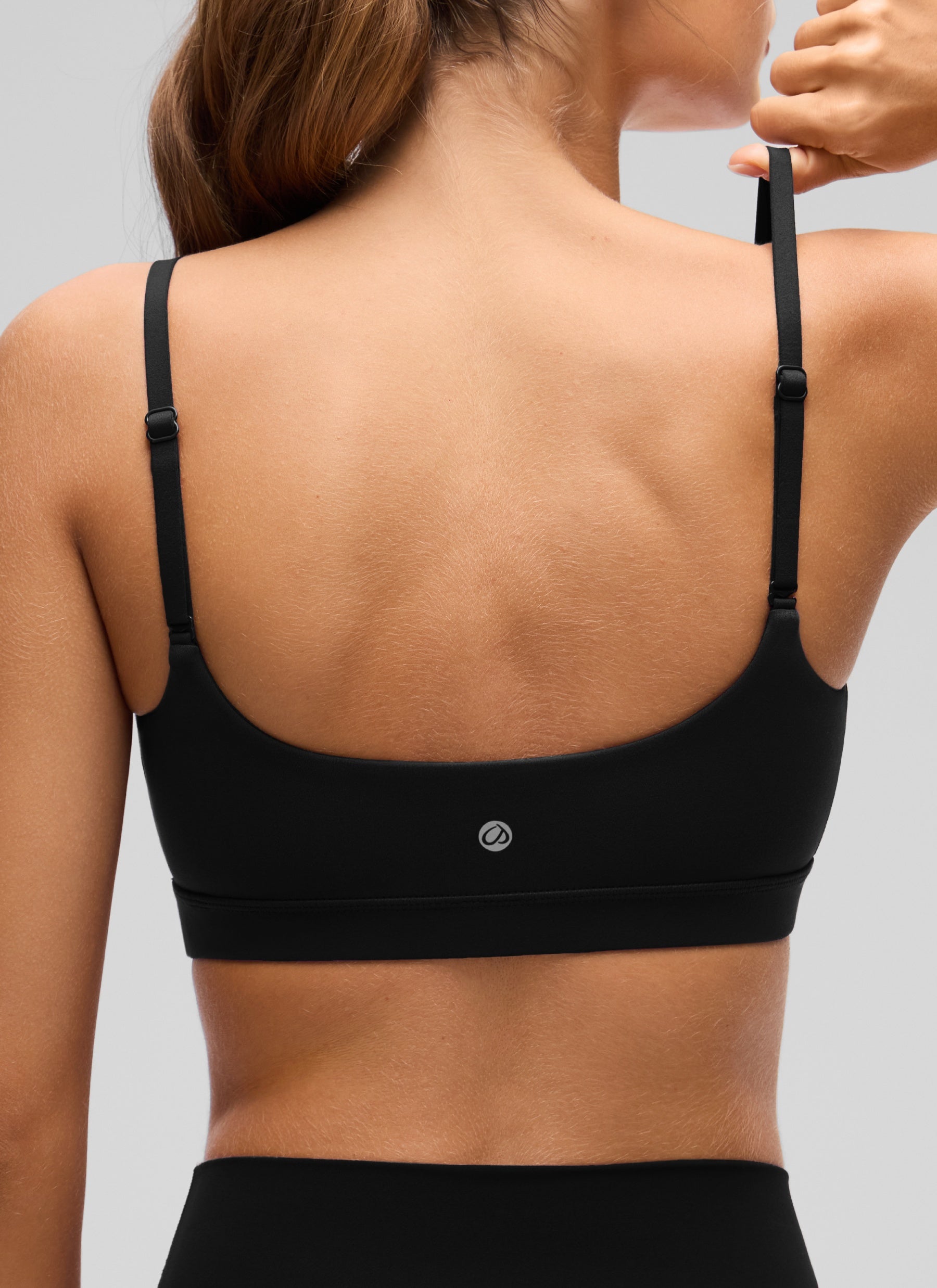 CRZ YOGA - Áo lót thể thao dành cho nữ kiểu cổ tròn, dây mảnh có thể điều chỉnh, chất liệu vải " Butterluxe ", màu đen
