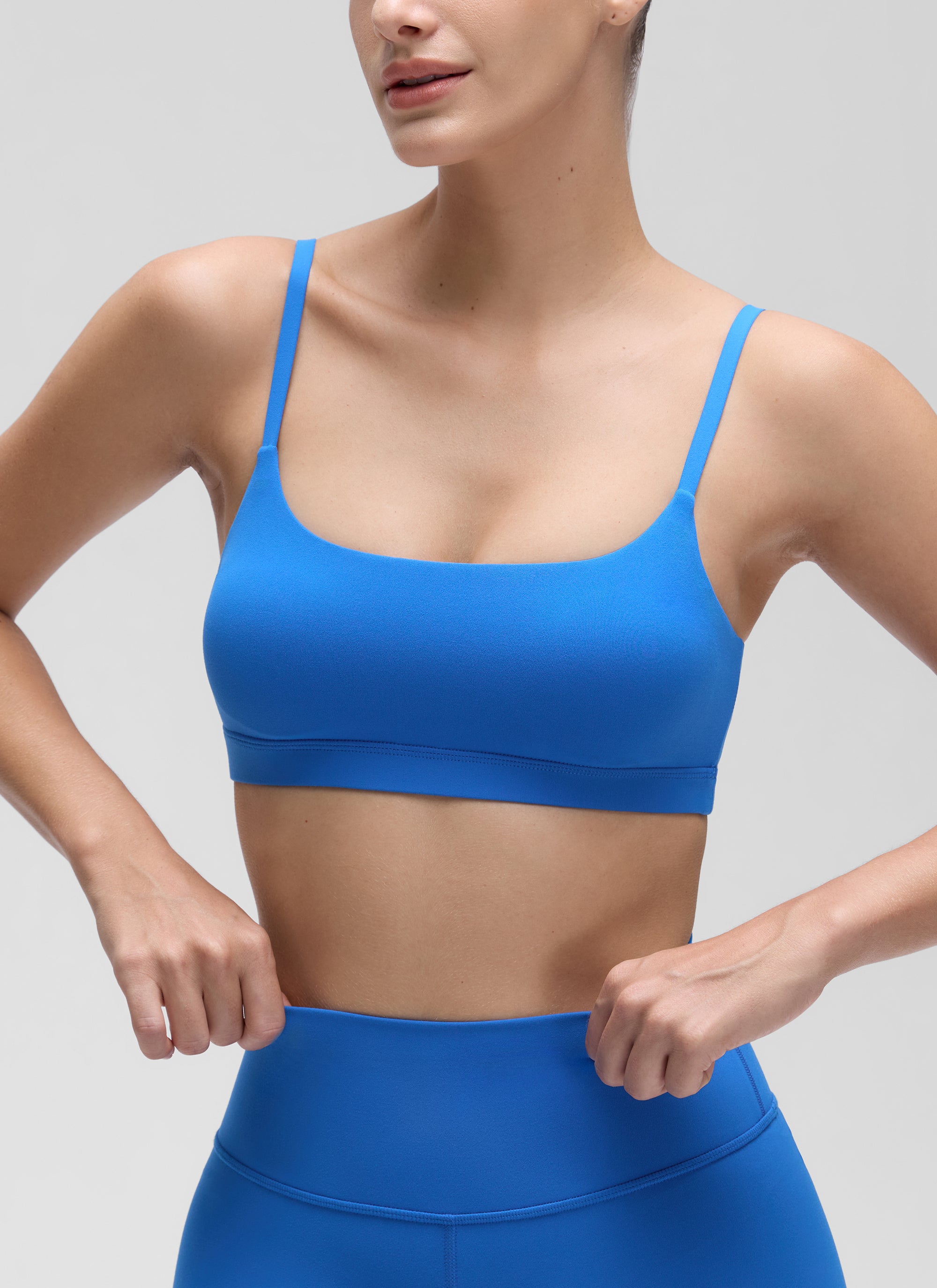 CRZ YOGA - Áo lót thể thao dành cho nữ kiểu cổ tròn, dây mảnh có thể điều chỉnh, màu Xanh lấp lánh ( Butterluxe )