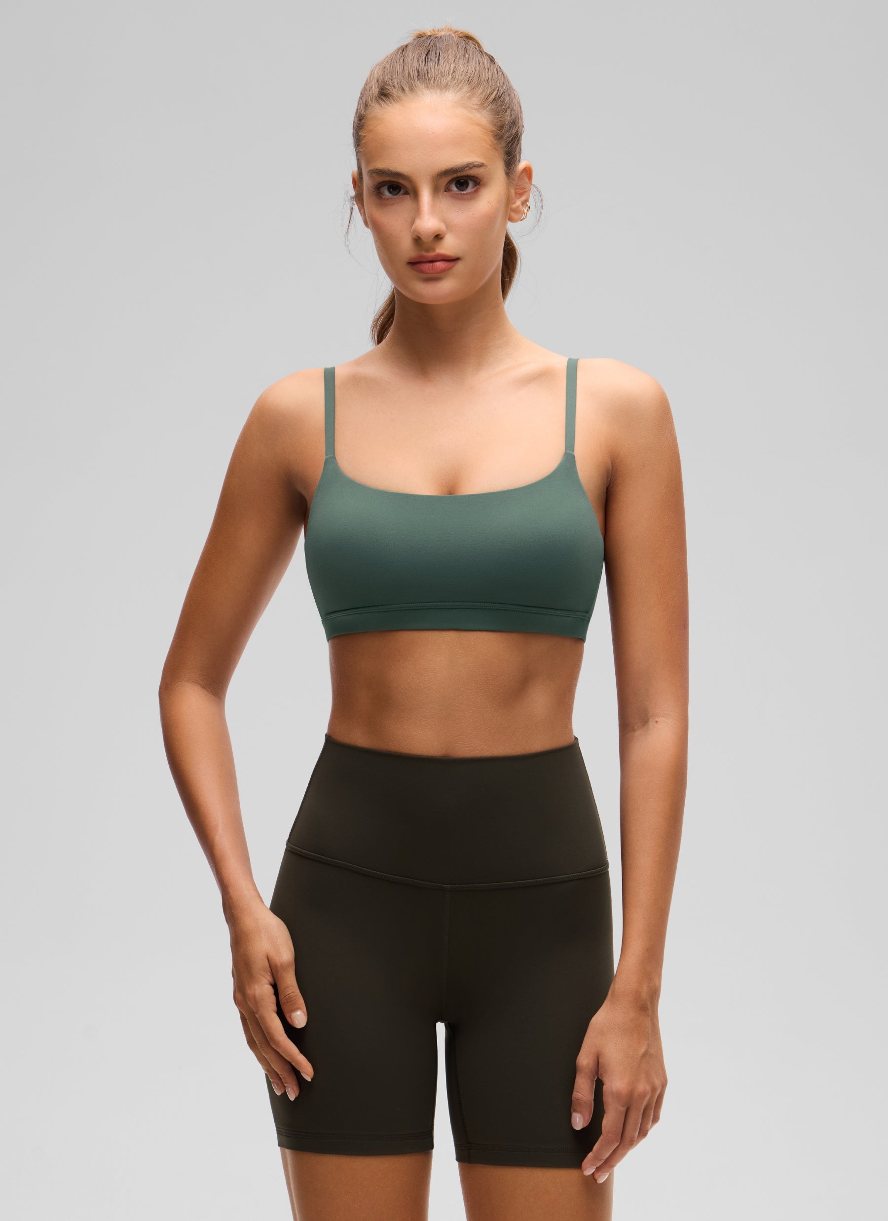CRZ YOGA - Áo lót thể thao dành cho nữ kiểu cổ tròn, dây mảnh có thể điều chỉnh, màu xanh lá rừng đậm ( Butterluxe )