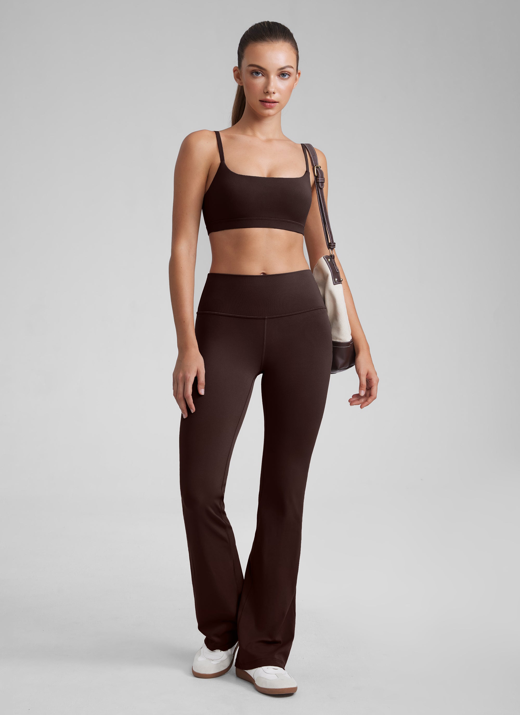 CRZ YOGA - Áo lót thể thao dành cho nữ kiểu cổ tròn, dây mảnh có thể điều chỉnh, màu nâu sô-cô-la nóng ( Butterluxe )