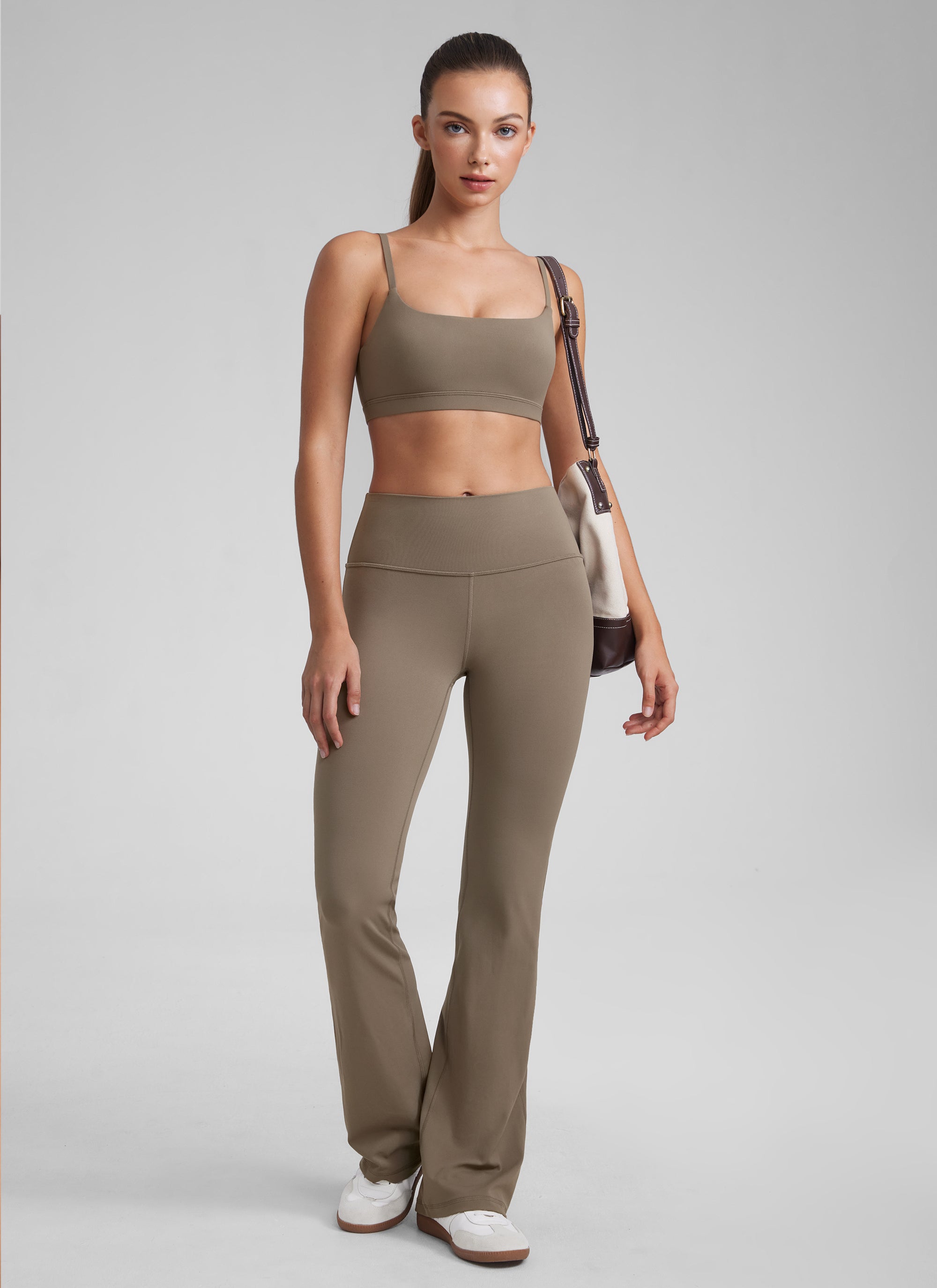 CRZ YOGA - Áo lót thể thao dành cho nữ kiểu cổ tròn, dây mảnh có thể điều chỉnh, màu xám Nomad ( Butterluxe )