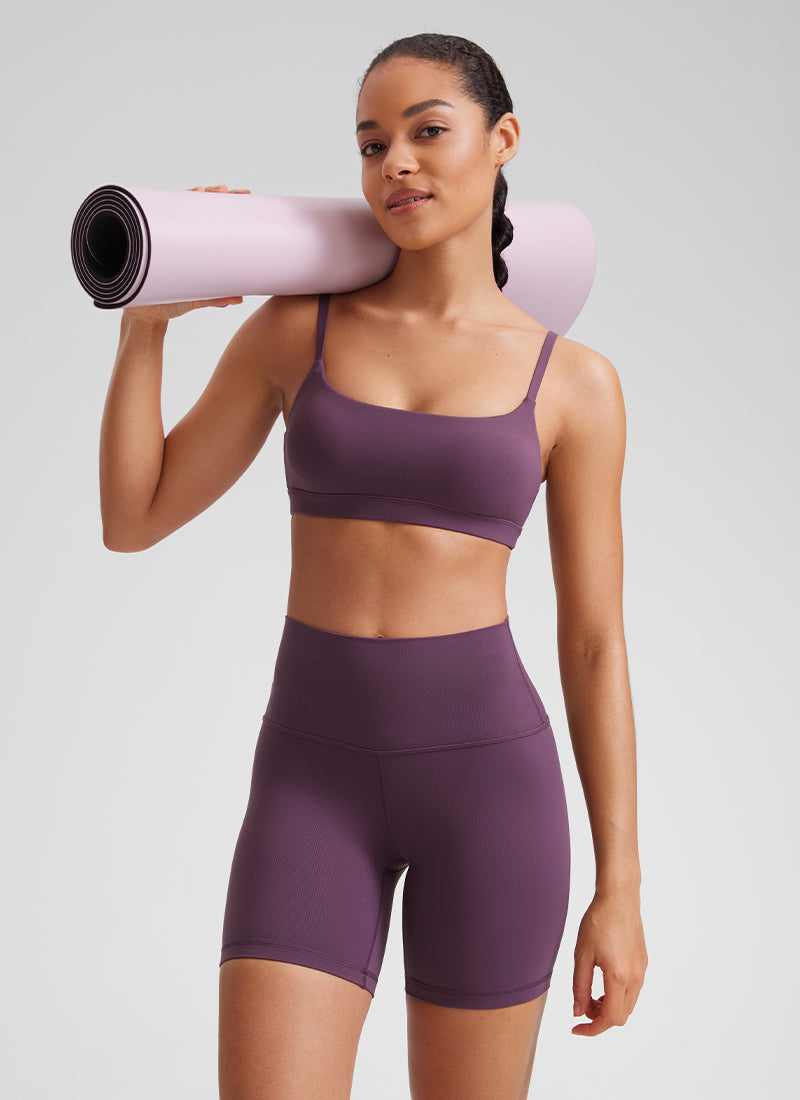 Butterluxe CRZ YOGA - Áo lót thể thao dành cho nữ kiểu cổ tròn, dây mảnh có thể điều chỉnh, họa tiết hoa nho và cây kế, màu tím