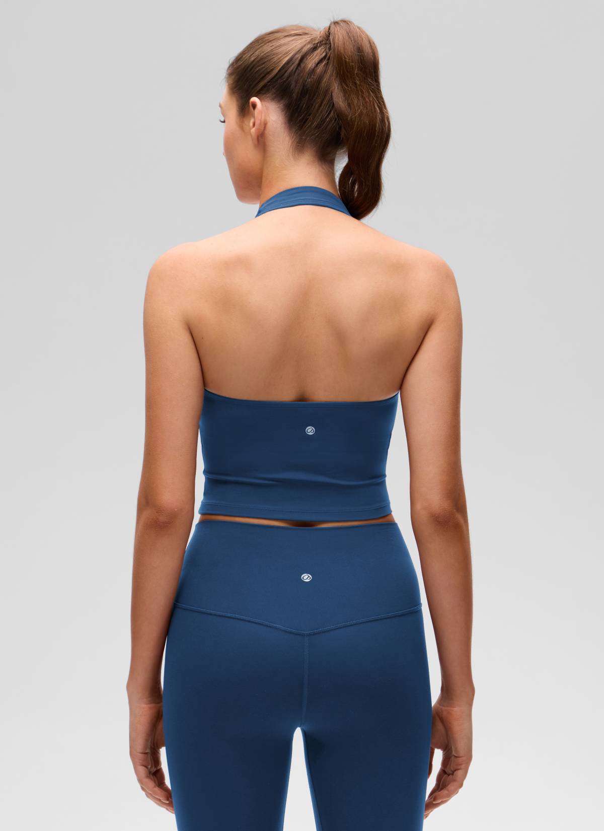 CRZ YOGA Áo lót thể thao kiểu halter dáng dài dành cho nữ " Butterluxe " màu xanh hải quân Pháp
