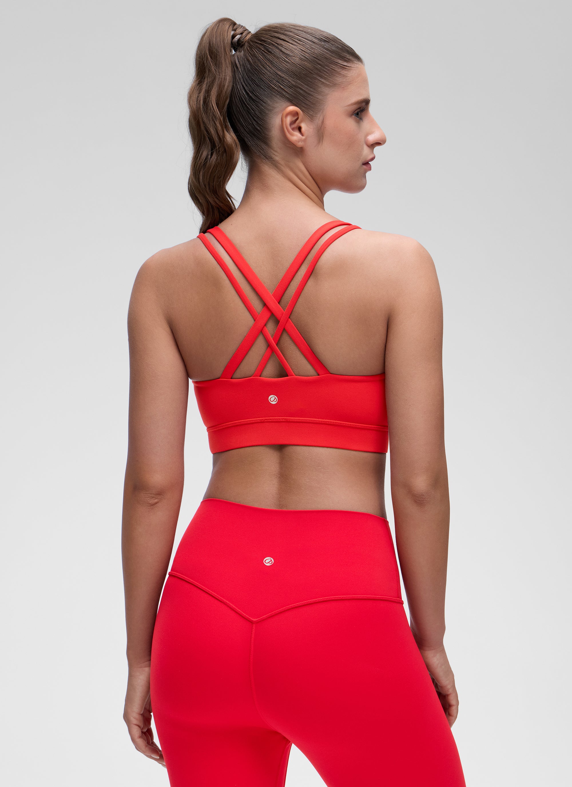 Áo lót thể thao CRZ YOGA dành cho nữ, kiểu dáng ôm sát, hỗ trợ nhẹ, dây đeo đôi, màu đỏ đậm