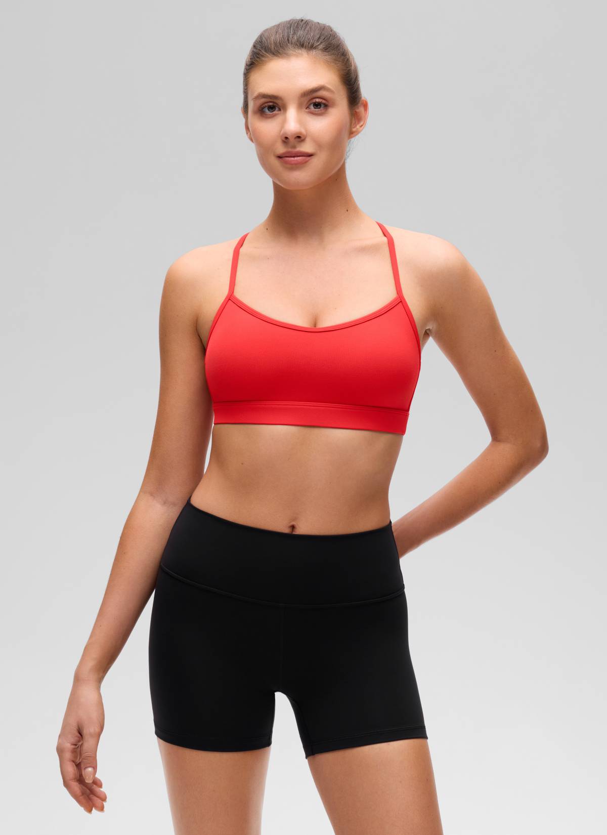 Áo lót thể thao CRZ YOGA dành cho nữ, kiểu cổ tròn và dây chéo sau lưng, màu đỏ đậm, thuộc dòng sản phẩm “ Butterluxe ”