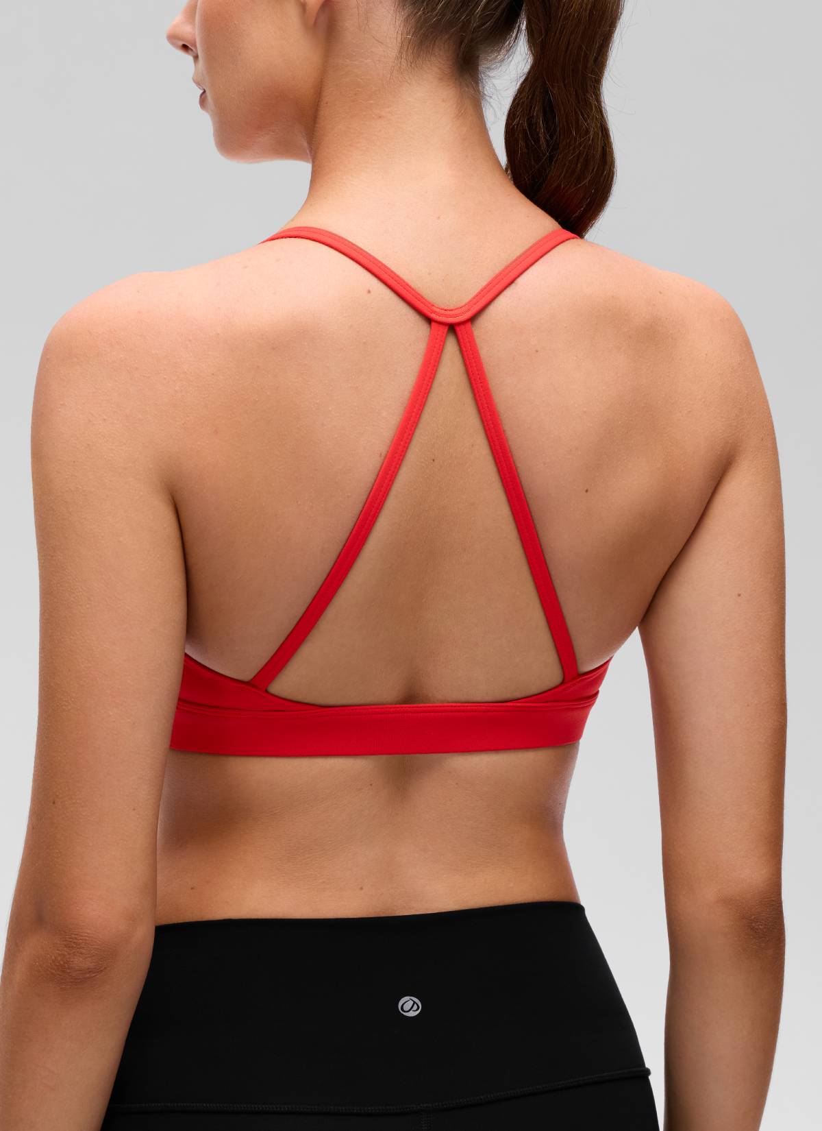 Áo lót thể thao CRZ YOGA dành cho nữ, kiểu cổ tròn và dây chéo sau lưng, màu đỏ đậm, thuộc dòng sản phẩm “ Butterluxe ”