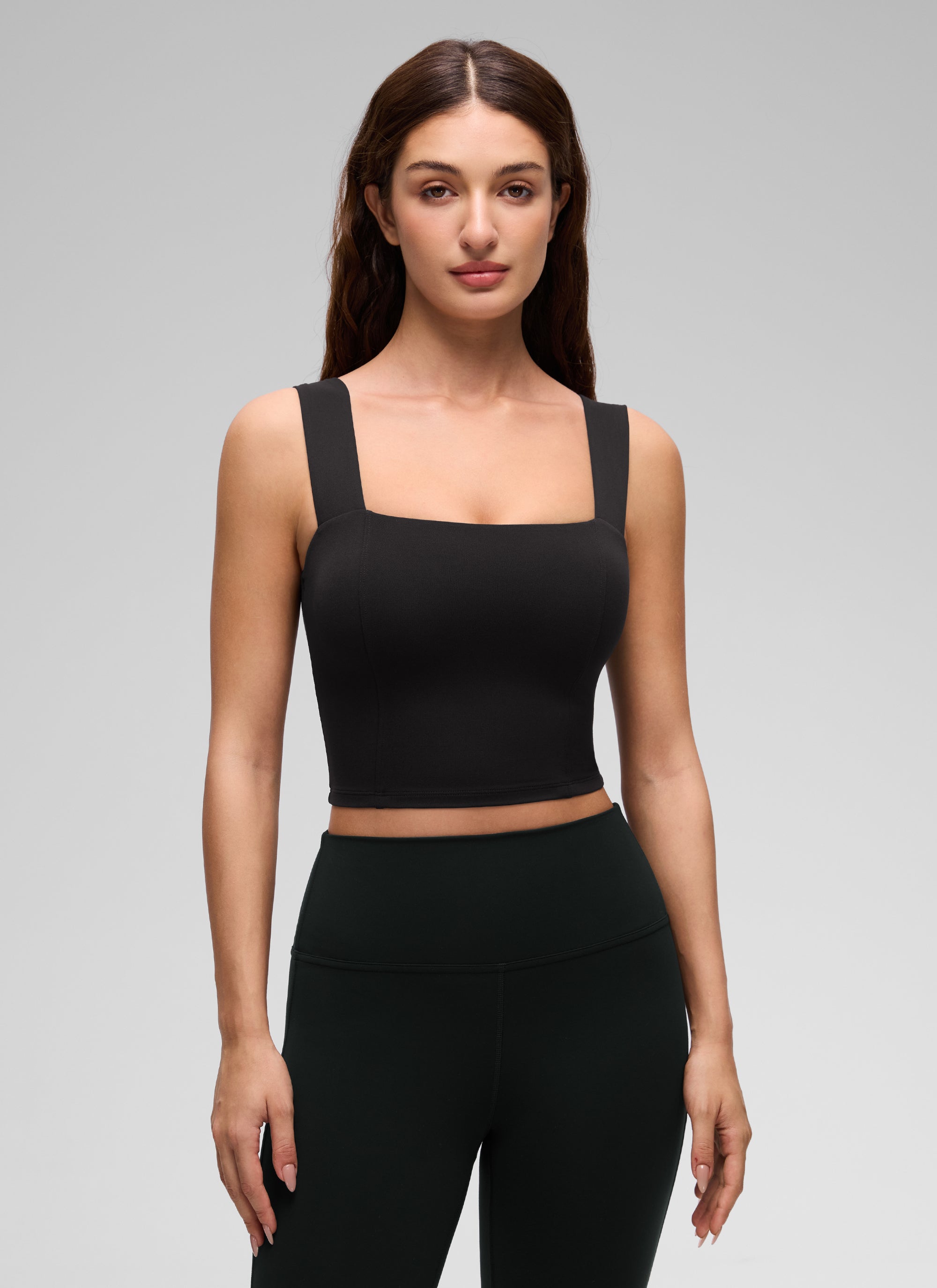CRZ YOGA Áo thun crop top cổ vuông dành cho nữ, có áo lót tích hợp, họa tiết “ Butterluxe ”, màu đen