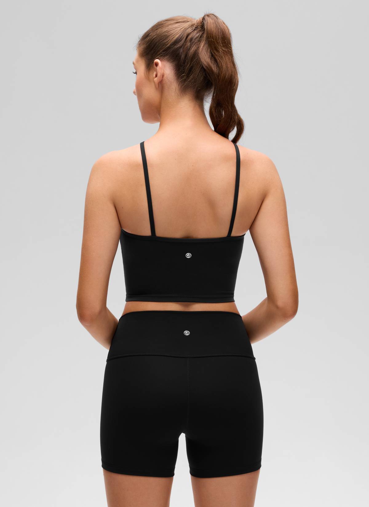 CRZ YOGA Áo thun yoga ngắn cổ chéo kiểu halter dành cho nữ, tích hợp áo lót, họa tiết “ Butterluxe ”, màu đen