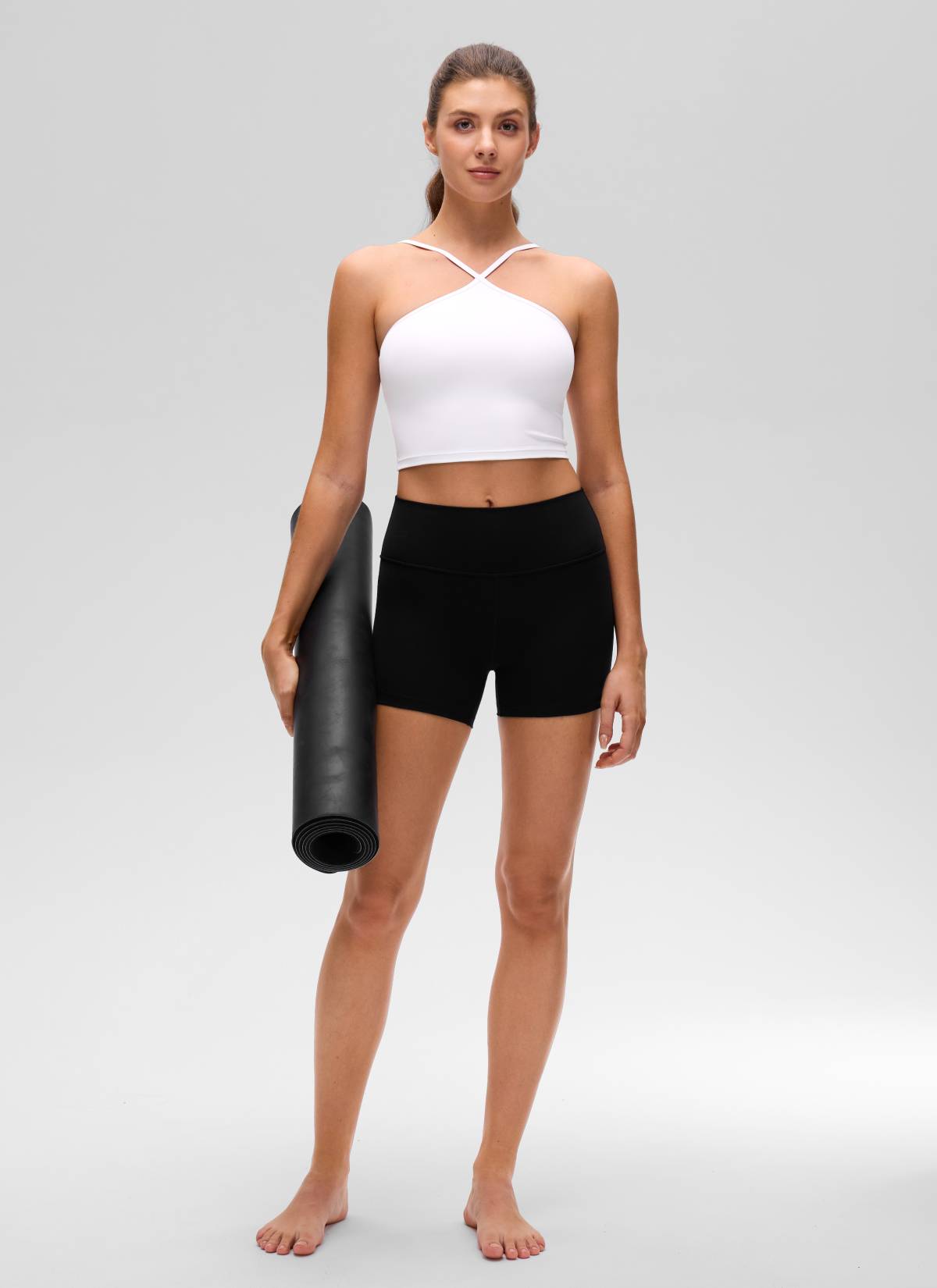 CRZ YOGA Áo thun yoga ngắn tay kiểu halter chéo dành cho nữ, có áo lót tích hợp, họa tiết “ Butterluxe ”, màu trắng