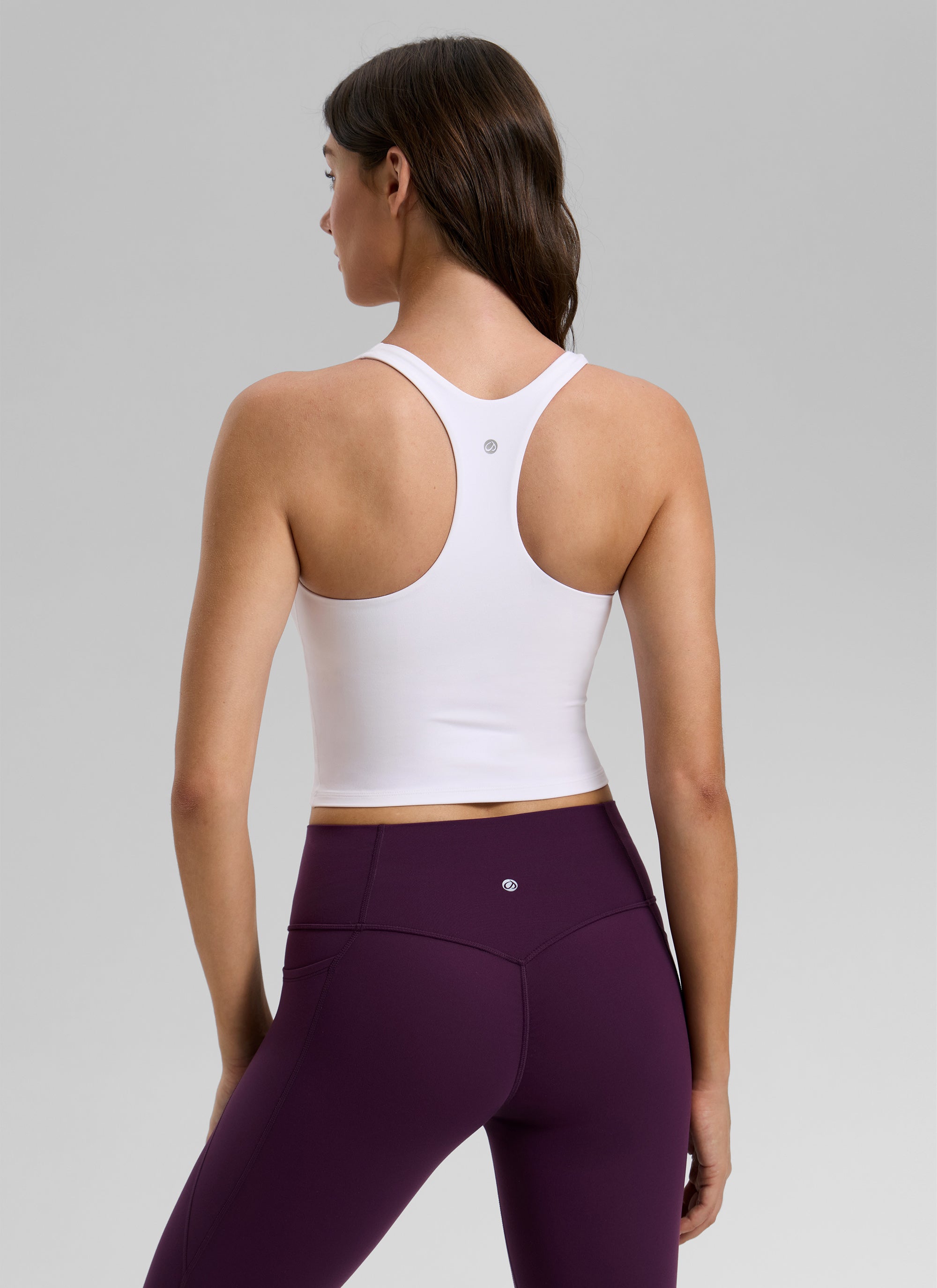 CRZ YOGA Áo thun tập thể dục dành cho nữ kiểu RacerBack, dáng ngắn, có phần nâng ngực, họa tiết “ Butterlift ”, màu trắng