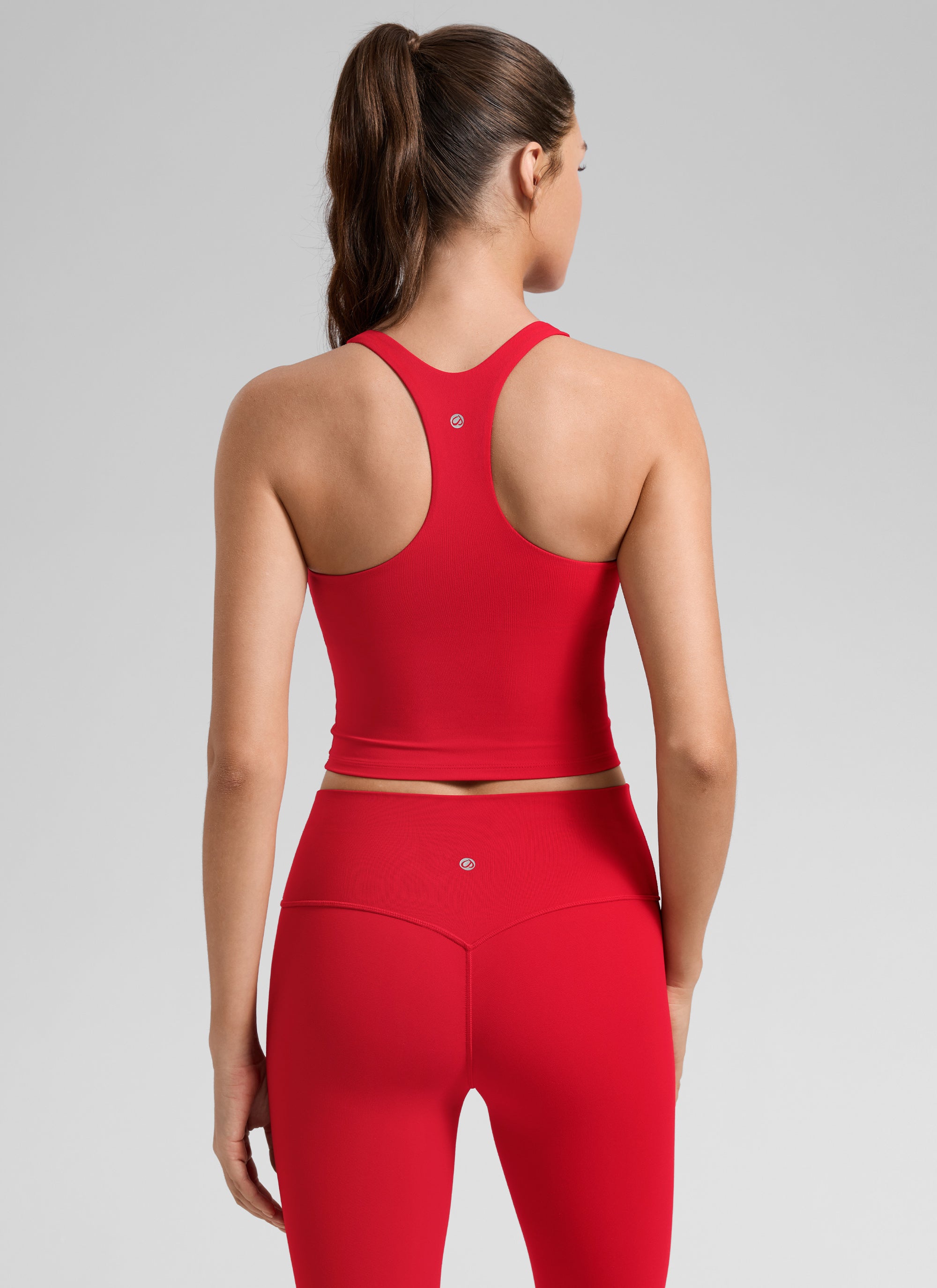 CRZ YOGA Áo lót thể thao kiểu crop top có phần lưng khoét sâu dành cho nữ, thiết kế RacerBack, màu Đỏ Aurora, thuộc bộ sưu tập “ Butterlift ”