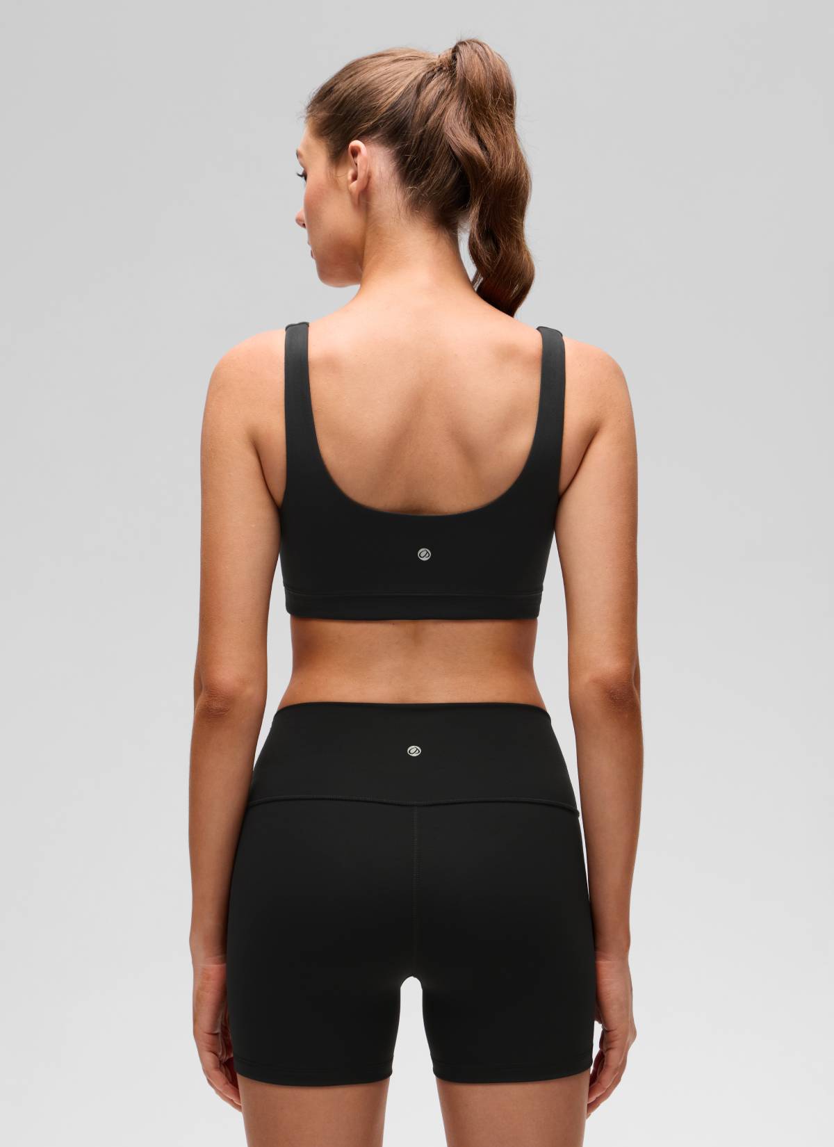 CRZ YOGA Áo lót thể thao dành cho nữ kiểu U-Back, hỗ trợ nhẹ, màu đen, thuộc dòng " Butterluxe "