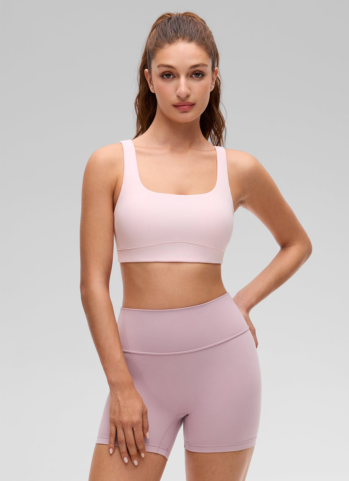 Áo lót thể thao CRZ YOGA dành cho nữ, kiểu U-Back, hỗ trợ nhẹ, màu hồng dâu tây, thuộc dòng " Butterluxe "