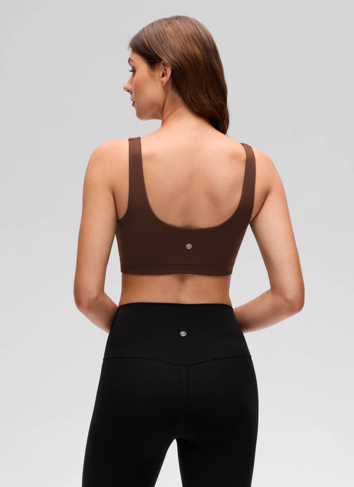 Áo lót thể thao CRZ YOGA dành cho nữ, kiểu dáng " Butterluxe ", cổ chữ U, độ nâng đỡ nhẹ, màu nâu Lava