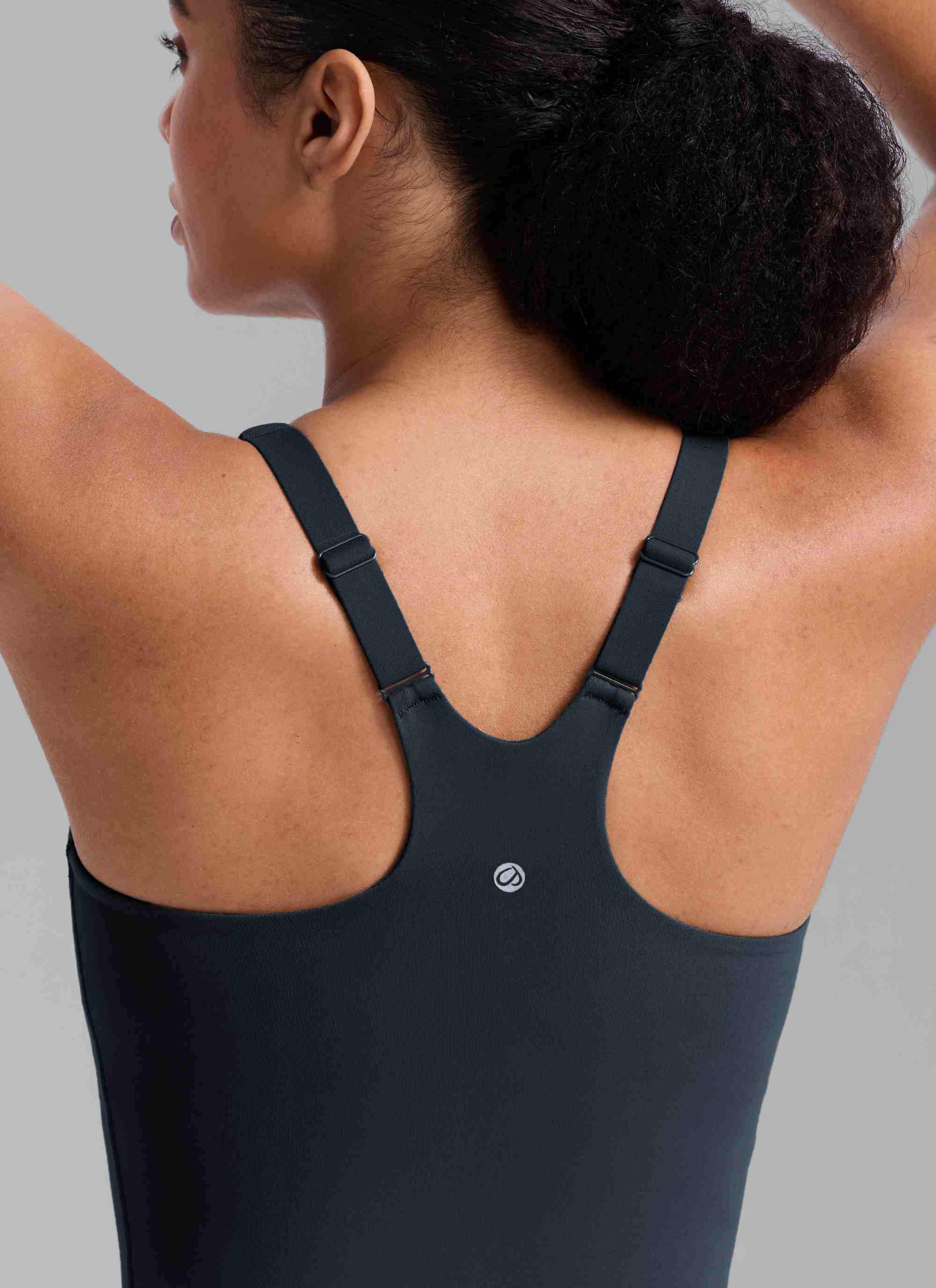 Butterlift CRZ YOGA Áo thun tập luyện dành cho nữ kiểu cổ chữ V, lưng khoét sâu, có áo lót tích hợp - Màu xanh hải quân đậm