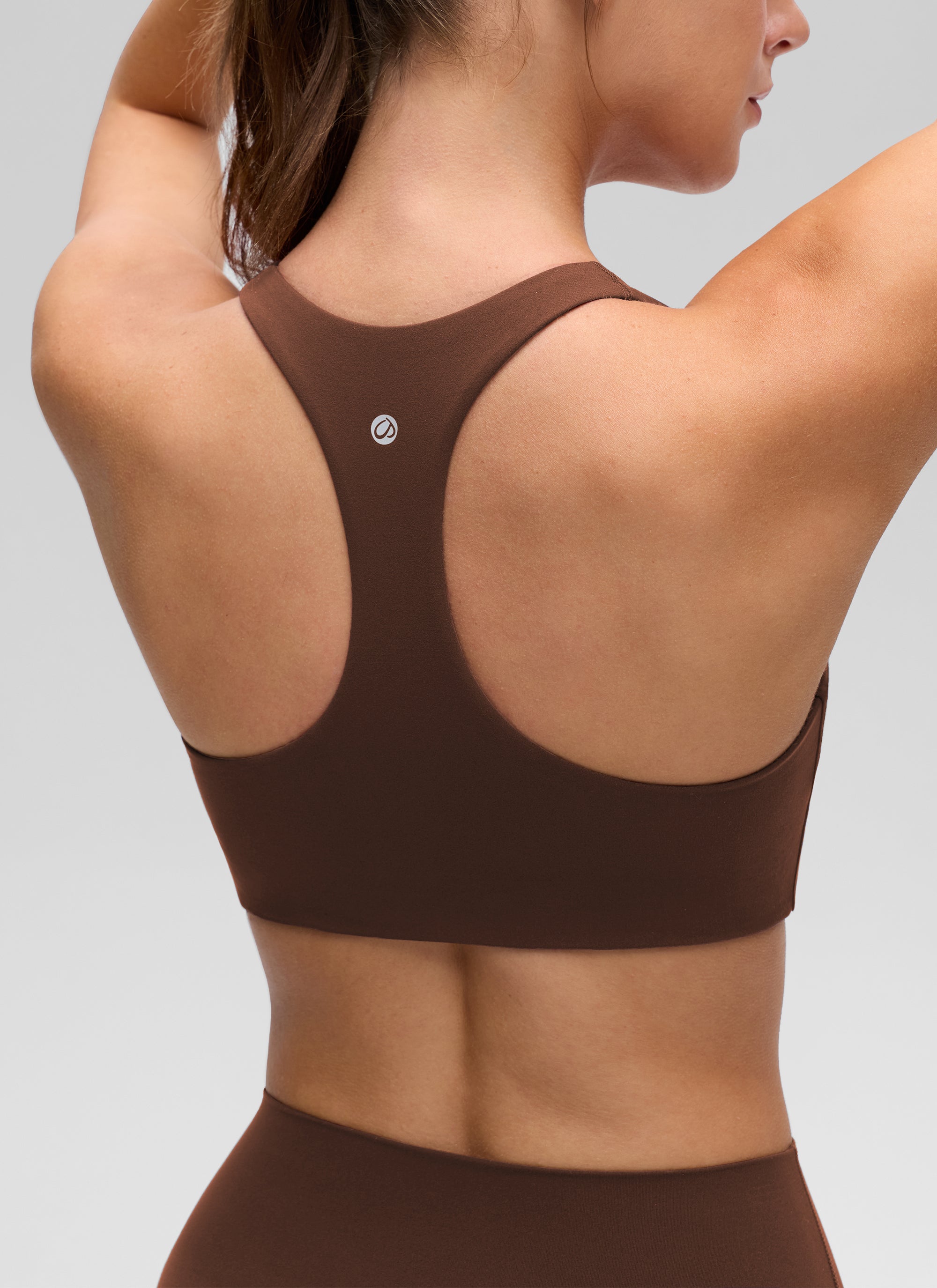 CRZ YOGA Áo yoga nữ kiểu cổ chữ V và lưng khoét sâu ( Butterluxe ) có áo lót thể thao tích hợp, màu nâu Lava