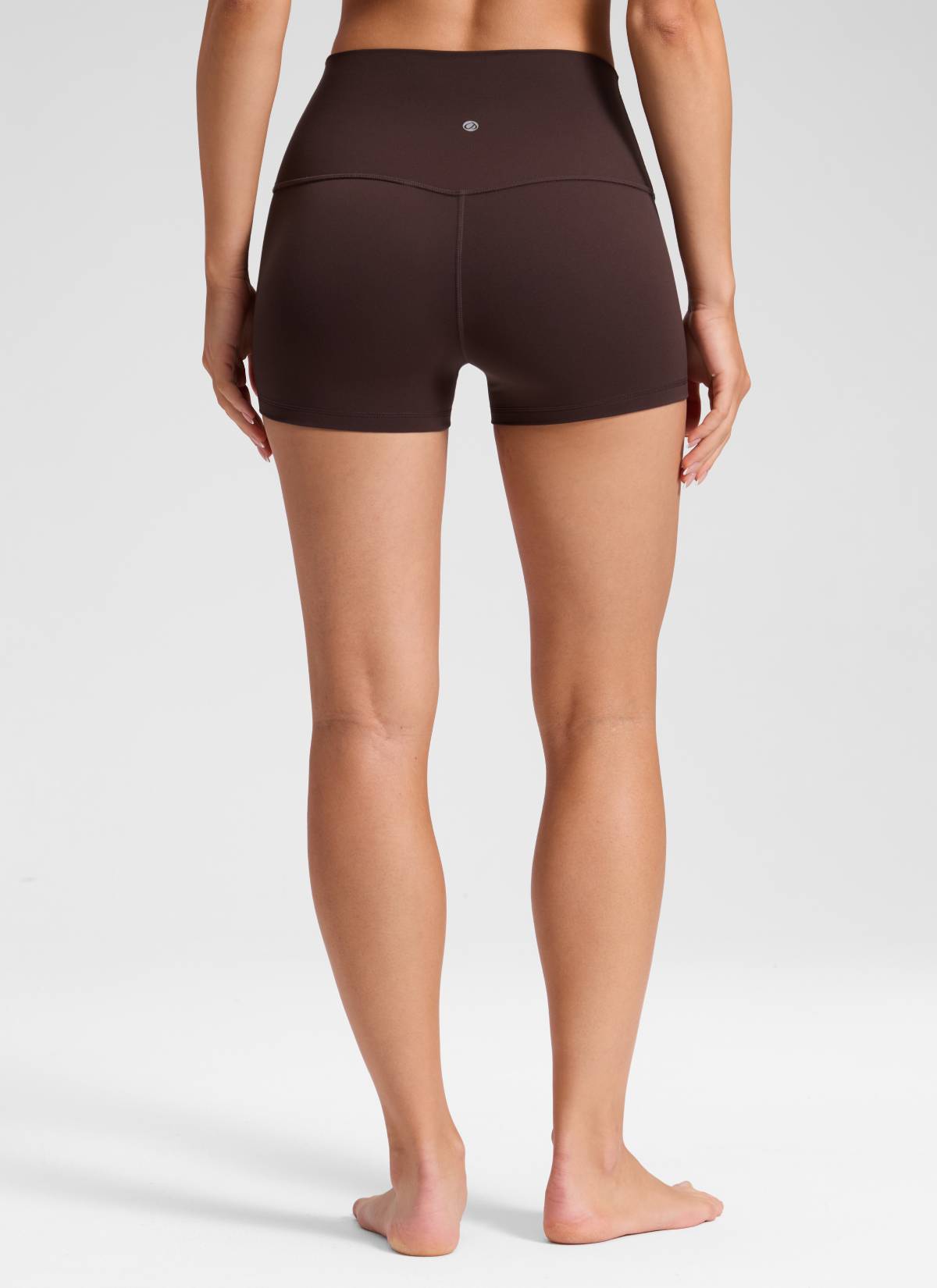 CRZ YOGA Quần short đạp xe dành cho nữ kiểu yoga cạp cao, thiết kế ôm mông ( Butterluxe ), chiều cao 2,5 inch, màu nâu sô-cô-la nóng