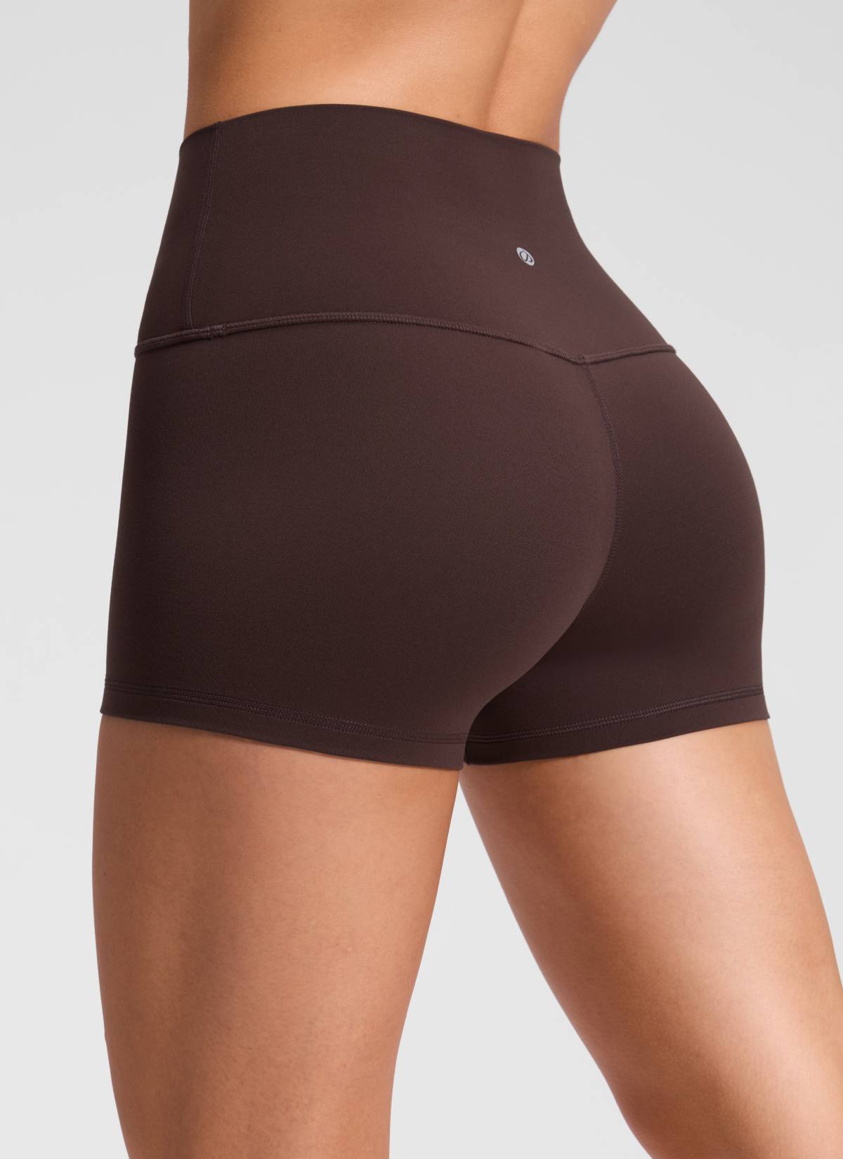 CRZ YOGA Quần short đạp xe dành cho nữ kiểu yoga cạp cao, thiết kế ôm mông ( Butterluxe ), chiều cao 2,5 inch, màu nâu sô-cô-la nóng