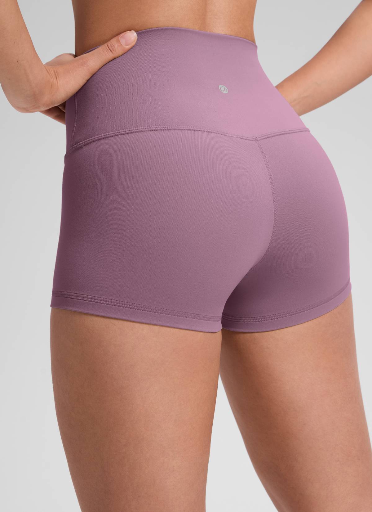 CRZ YOGA Quần short đạp xe dành cho nữ kiểu yoga cạp cao, thiết kế ôm mông ( Butterluxe ), chiều dài 2,5 inch, màu hoa oải hương nhạt