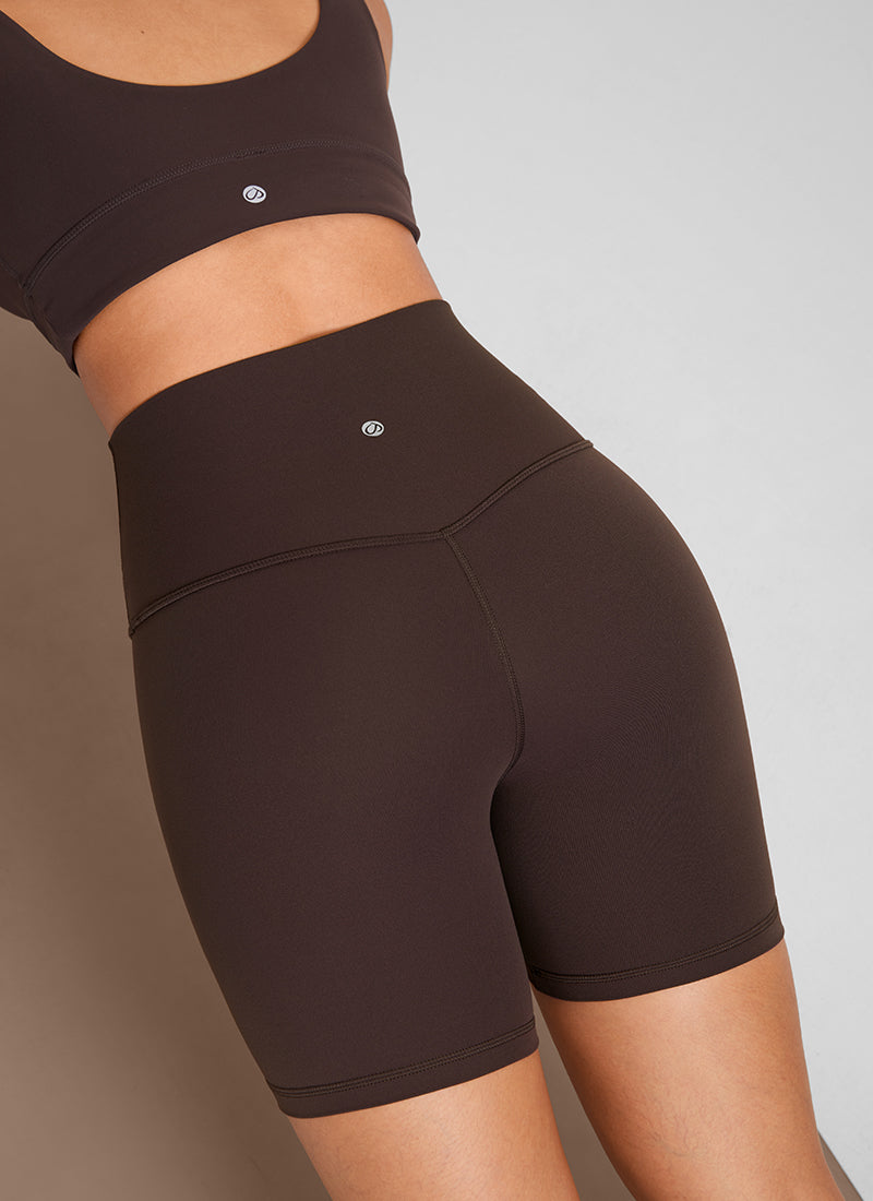 Quần short yoga cạp cao dành cho nữ CRZ YOGA - Quần short kiểu biker " Butterluxe " 6'' màu nâu sô-cô-la nóng