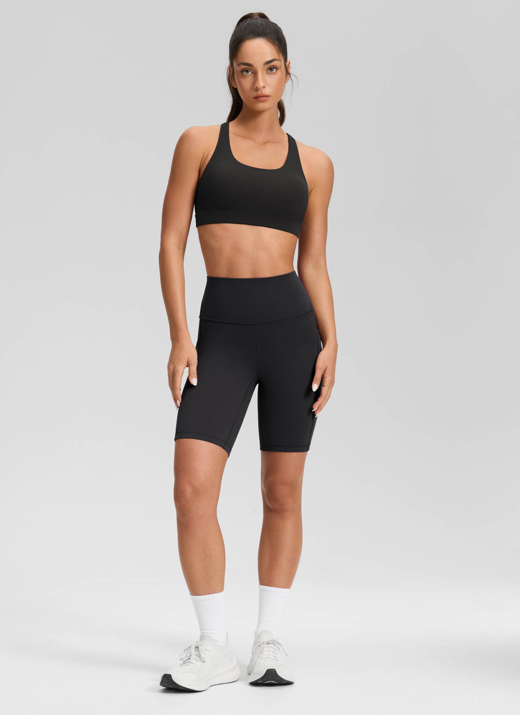 CRZ YOGA Quần short yoga nữ cạp cao kiểu biker, có túi kiểu “ Butterluxe ”, dài 8 inch, màu đen