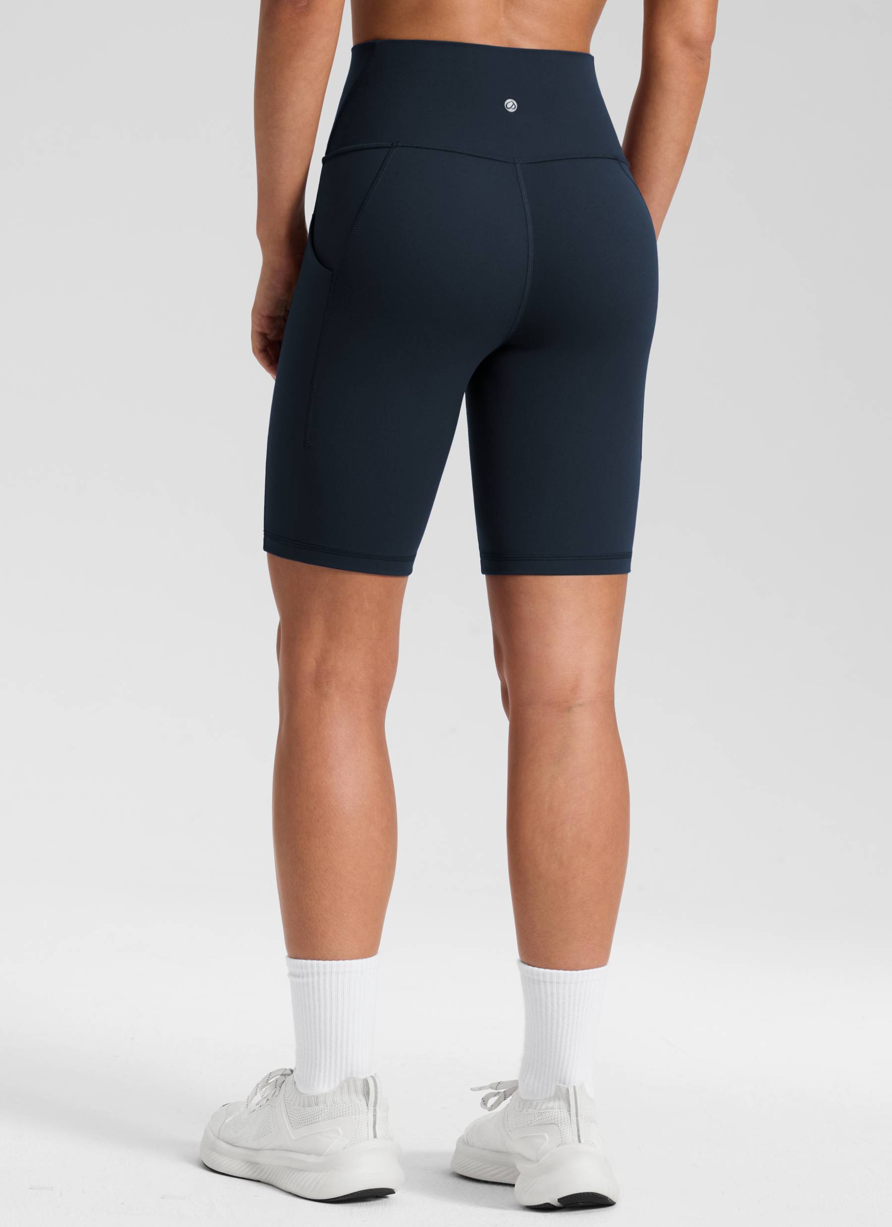 CRZ YOGA Quần short yoga nữ cạp cao kiểu biker, có túi kiểu “ Butterluxe ”, dài 8 inch, màu xanh hải quân đậm