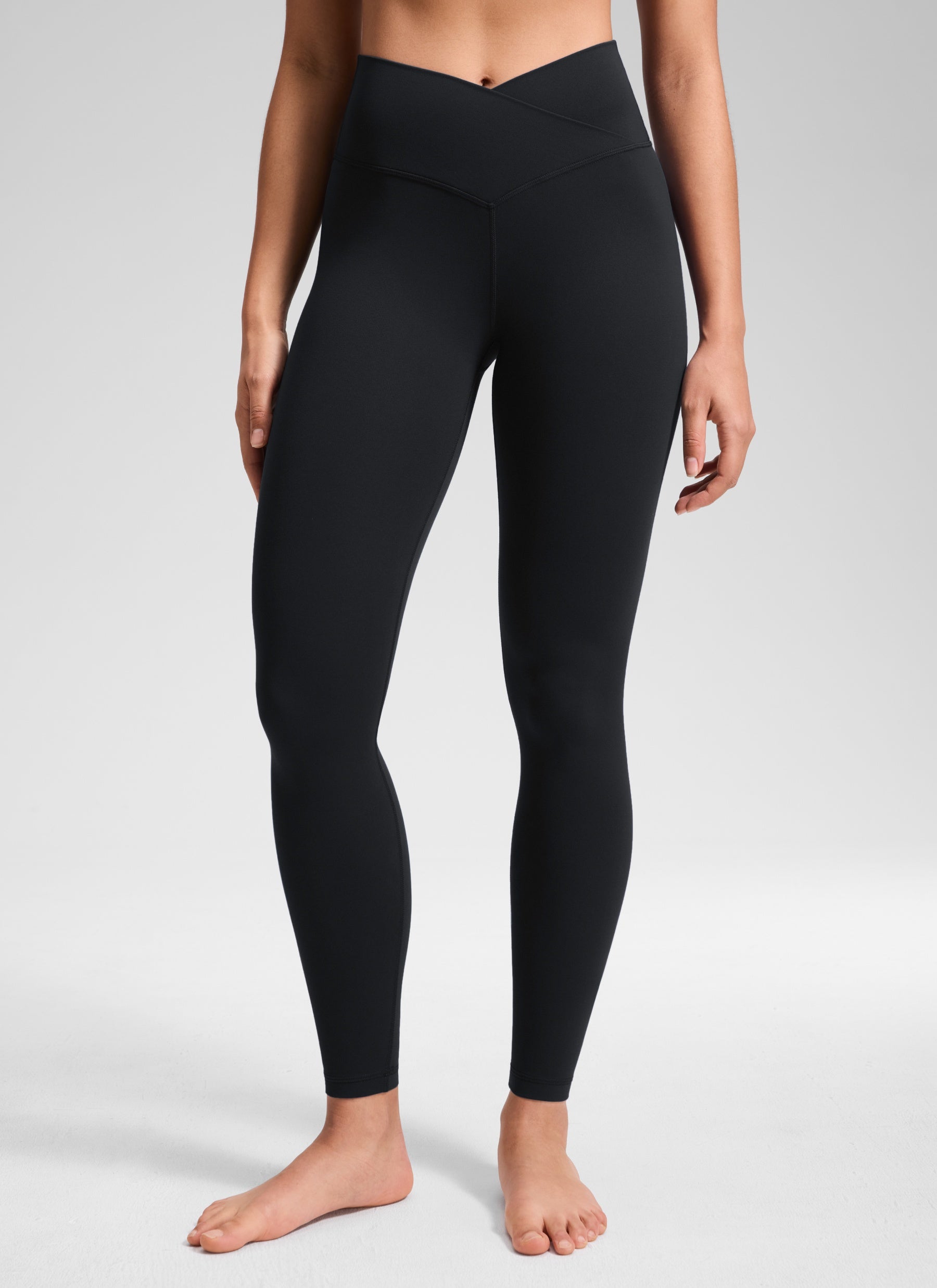 CRZ YOGA Quần legging yoga nữ cạp cao kiểu " Butterluxe " 28'' với đường viền eo hình chữ V chéo, màu đen