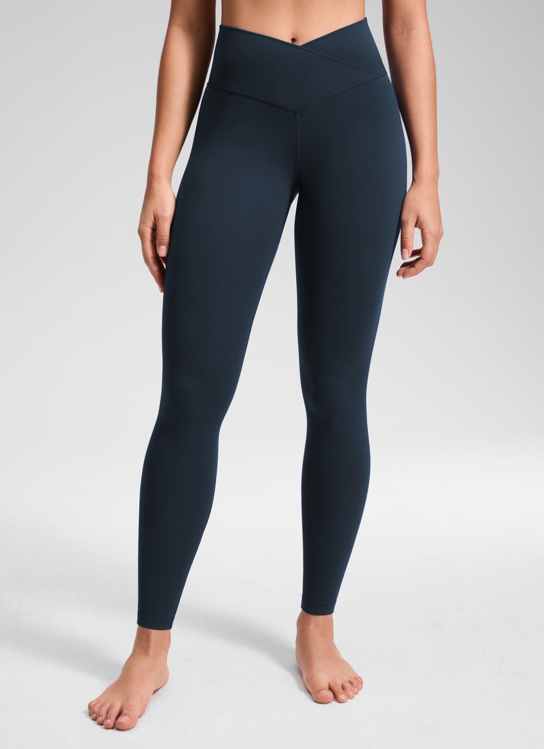 CRZ YOGA Quần legging yoga nữ cạp cao kiểu " Butterluxe " 28'' với đường viền eo chữ V màu xanh navy đậm