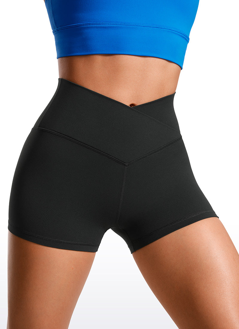 CRZ YOGA Quần đùi đi xe đạp nữ cạp cao kiểu " Butterluxe " với đường cắt chữ V ở eo, dài 3 inch, màu đen