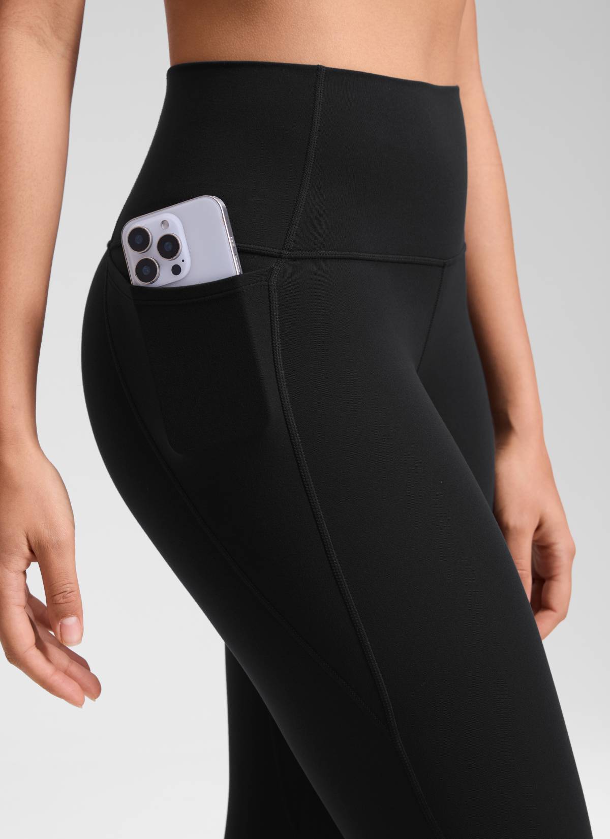 CRZ YOGA Quần capri yoga nữ cạp cao kiểu " Butterluxe " có túi, dài 21 inch, màu đen