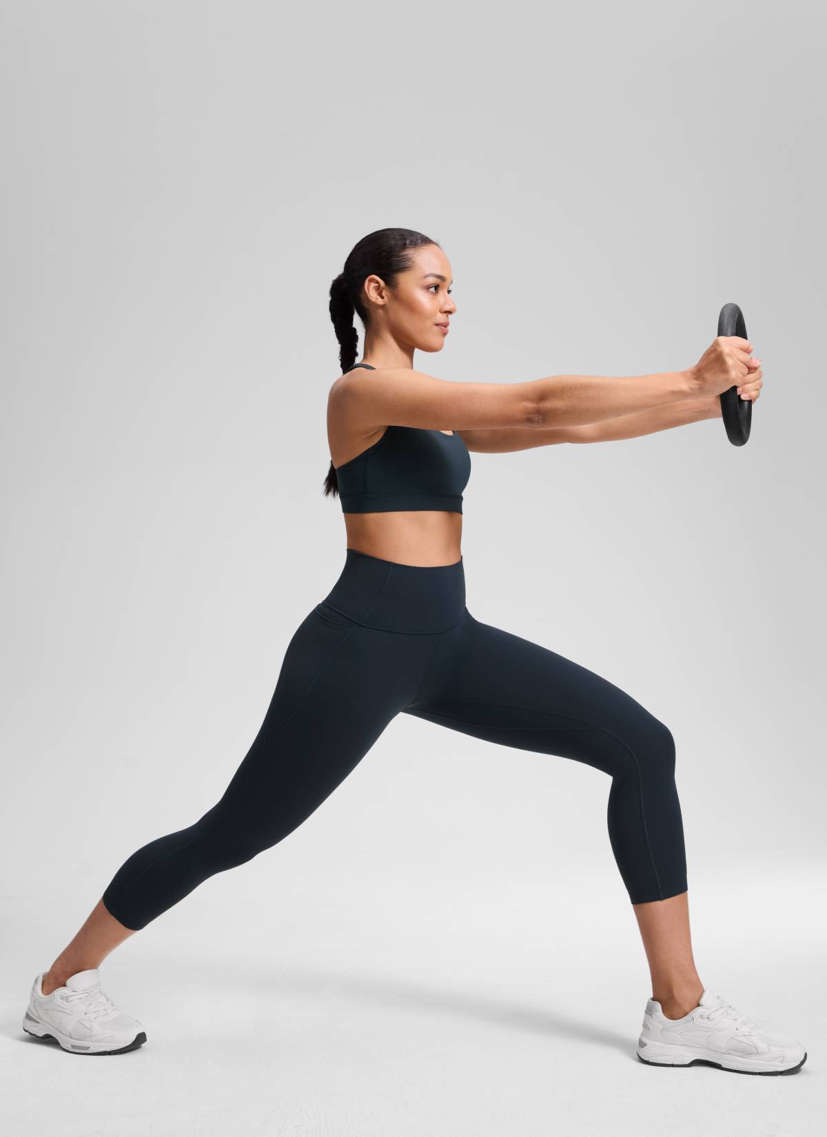 CRZ YOGA Quần capri yoga nữ cạp cao kiểu " Butterluxe " có túi, dài 21 inch, màu True Navy