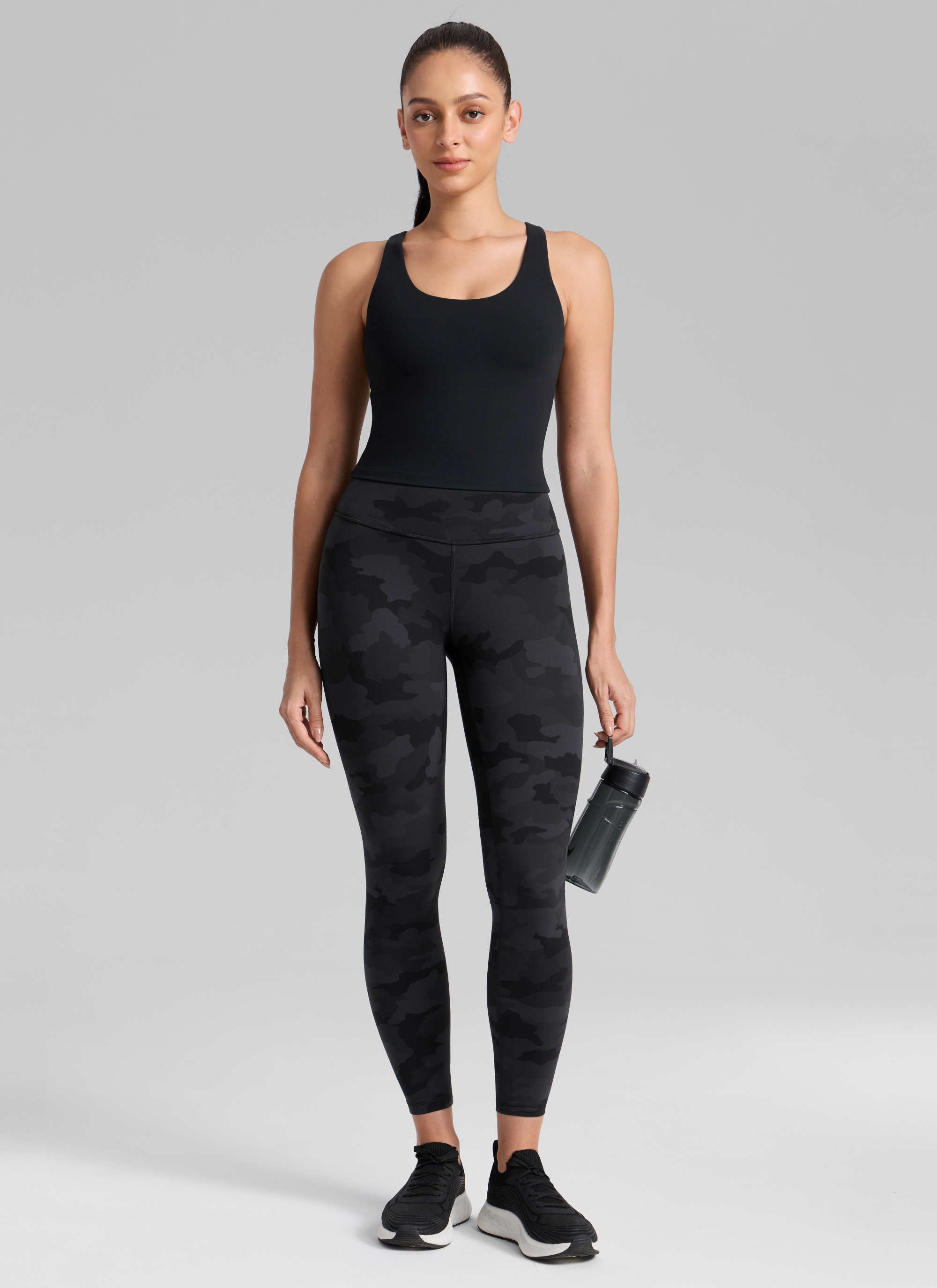 CRZ YOGA Women's Workout High Rise Butterlift Yoga Leggings 25'' Dark Grey Camouflage 2