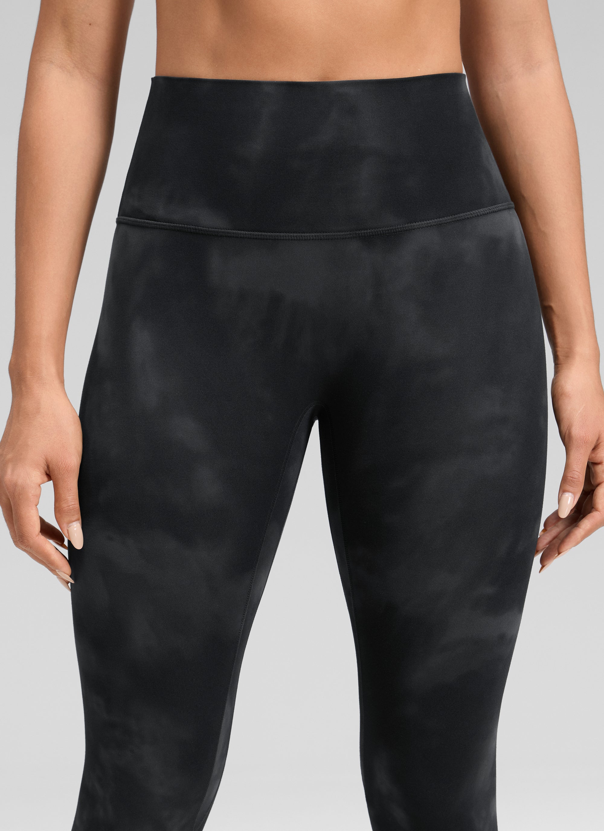 CRZ YOGA Quần legging yoga cạp cao dành cho nữ " Butterluxe " không đường may phía trước, dài 25 inch, màu đen in hoa kiểu tie-dye