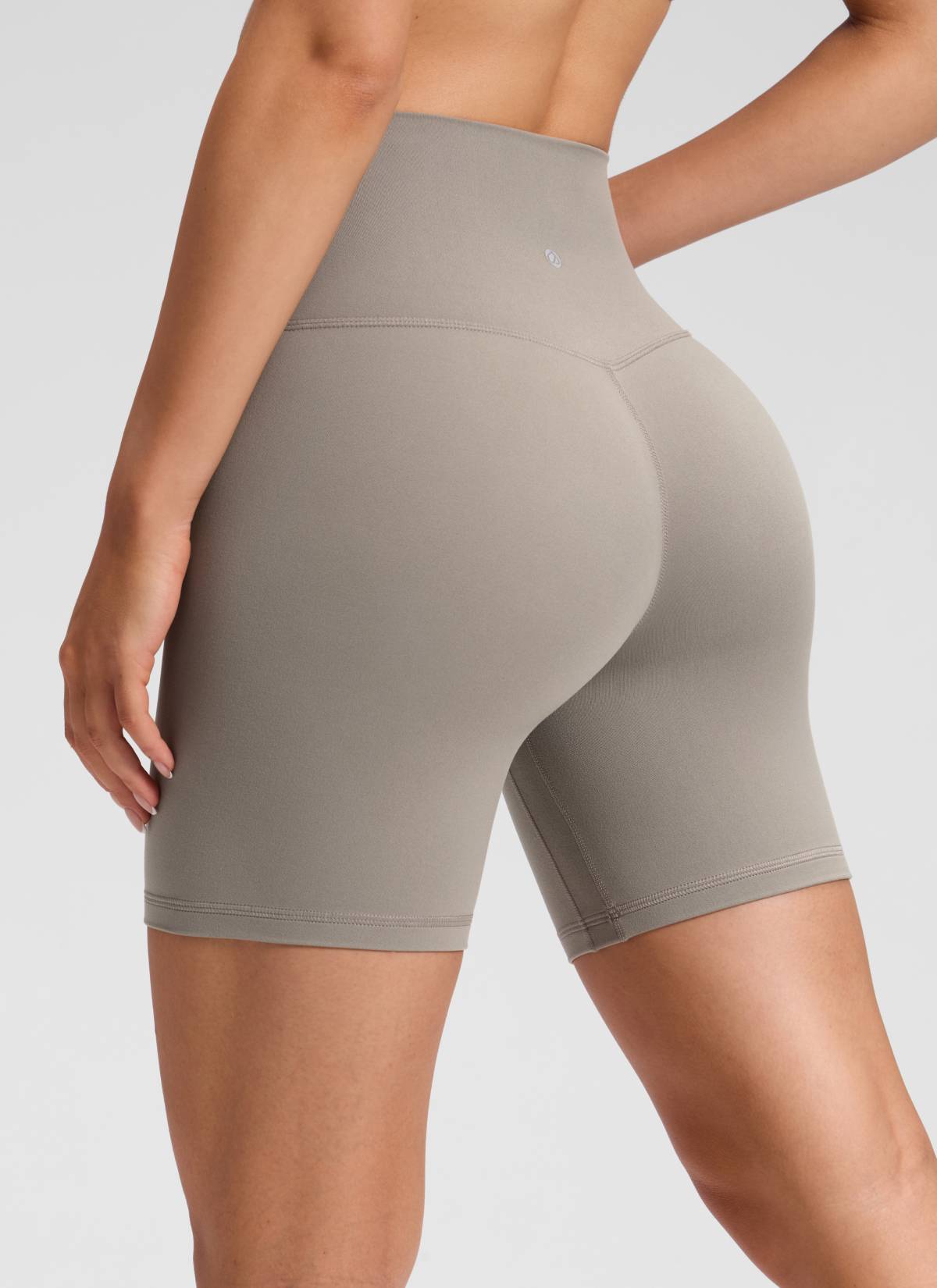 CRZ YOGA Quần short yoga cạp cao dành cho nữ " Butterluxe " không đường may phía trước, cỡ 6