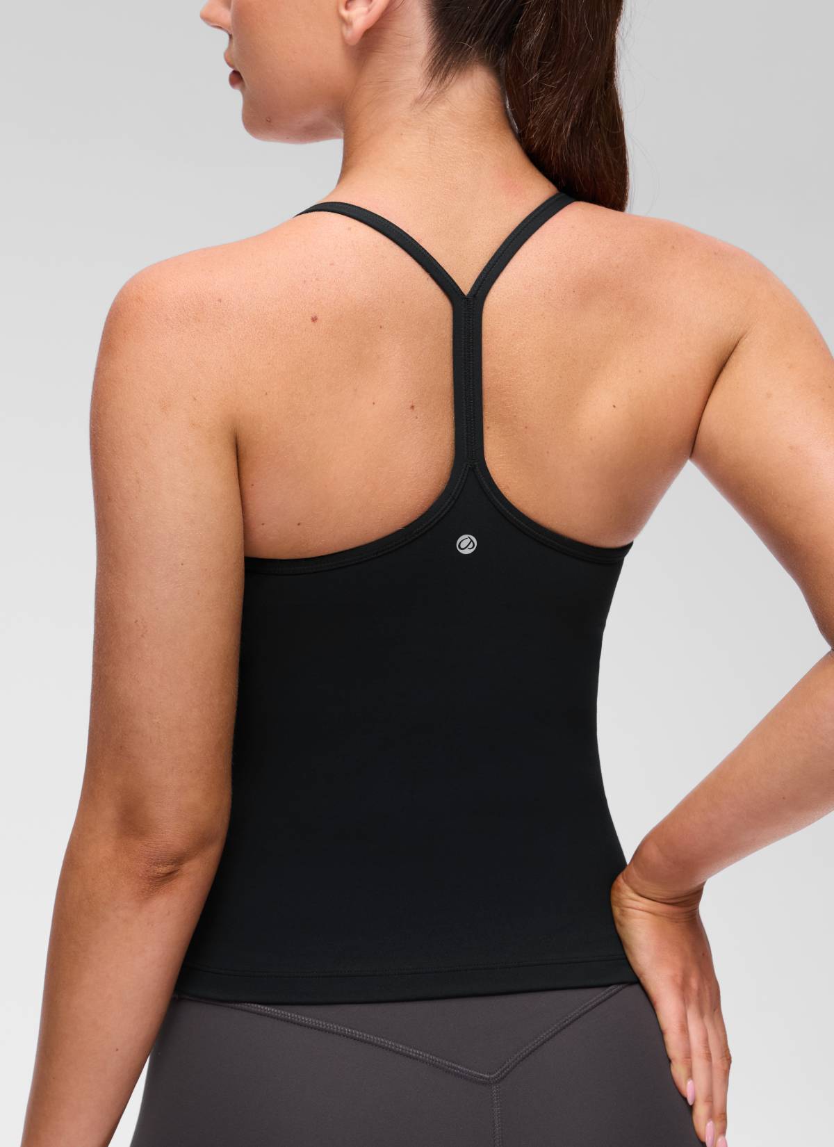 CRZ YOGA Áo thun yoga nữ ôm sát, cổ tròn, tay ngắn, có áo lót tích hợp, kiểu lưng chữ Y, màu đen ( Butterluxe )