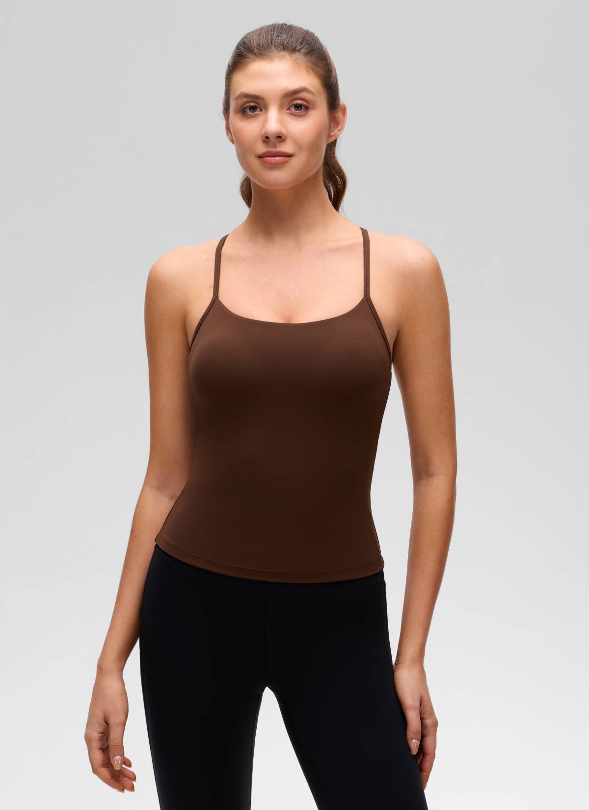 CRZ YOGA Áo thun yoga nữ ôm sát, cổ tròn, tay ngắn, có áo lót tích hợp, kiểu lưng chữ Y, màu nâu Lava Butterluxe