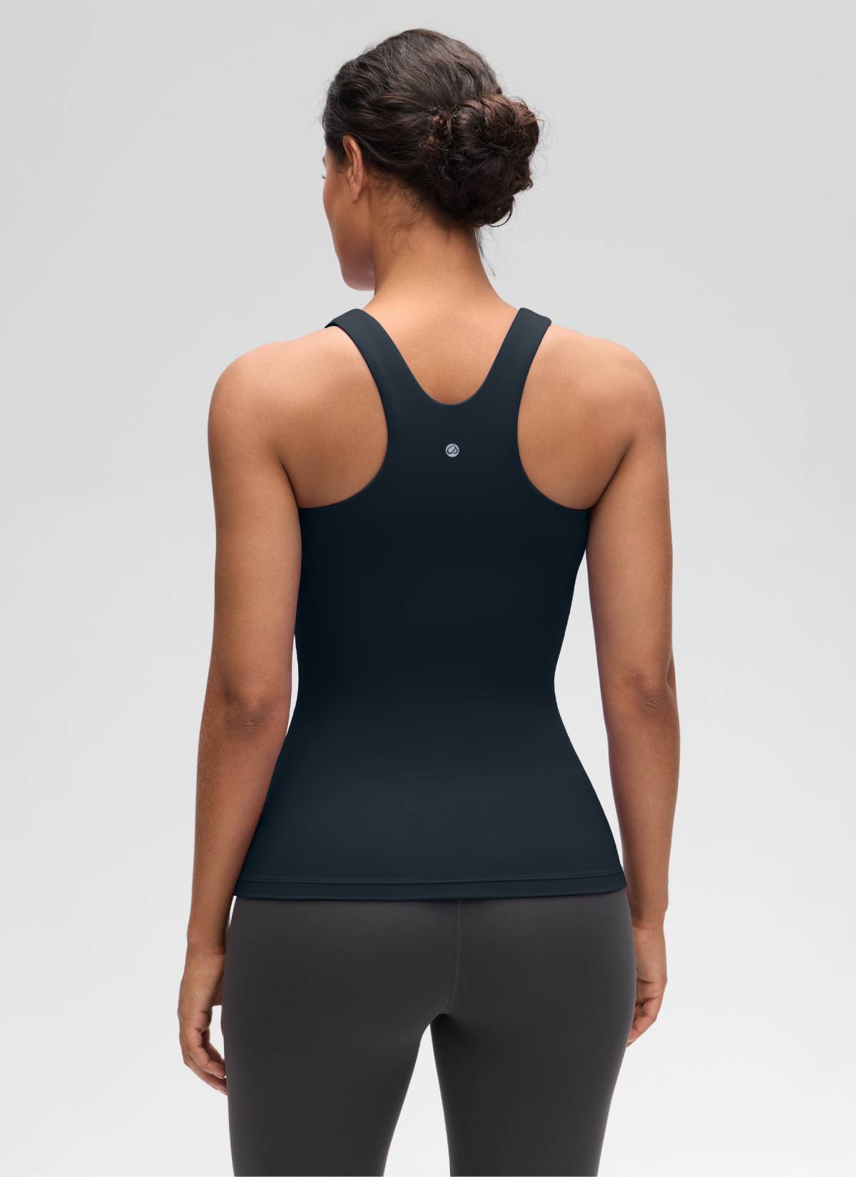 Áo thun yoga nữ CRZ YOGA kiểu ôm sát, cổ cao, lưng khoét sâu, tay không, màu xanh navy đậm ( Butterluxe )