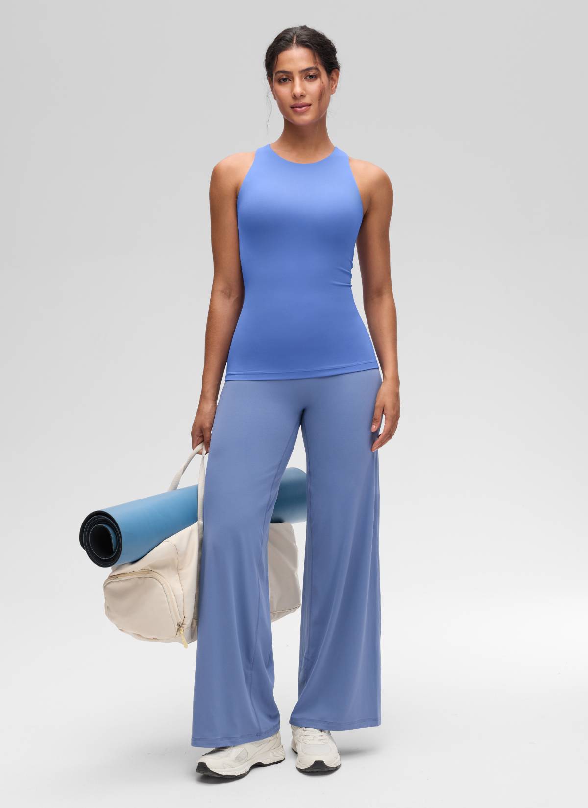 Áo thun yoga nữ CRZ YOGA kiểu ôm sát, cổ cao, lưng khoét sâu, màu chàm hoang dã, thuộc bộ sưu tập “ Butterluxe ”