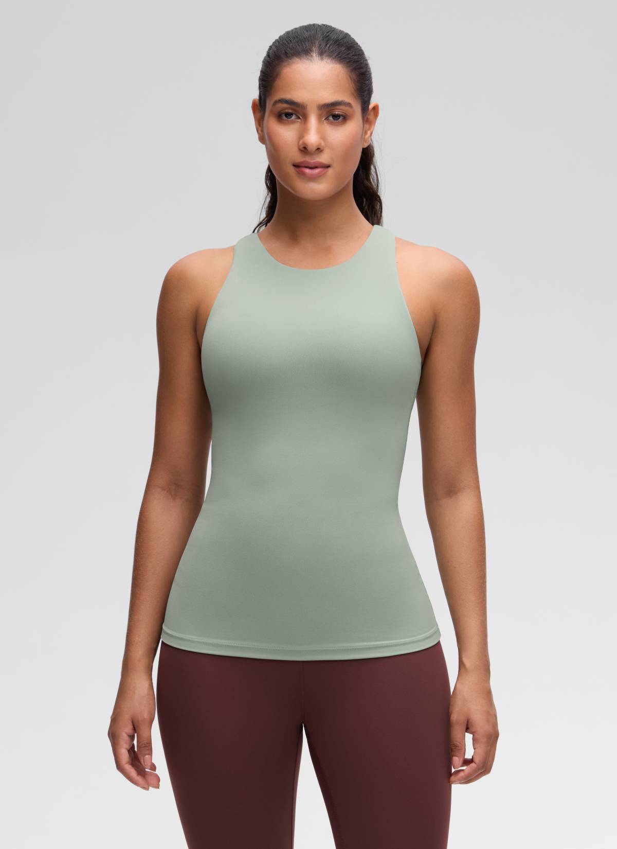 Áo thun yoga nữ CRZ YOGA kiểu ôm sát, mẫu áo ba lỗ cổ cao kiểu racerback “ Butterluxe ” màu xanh lá cây Palm Court