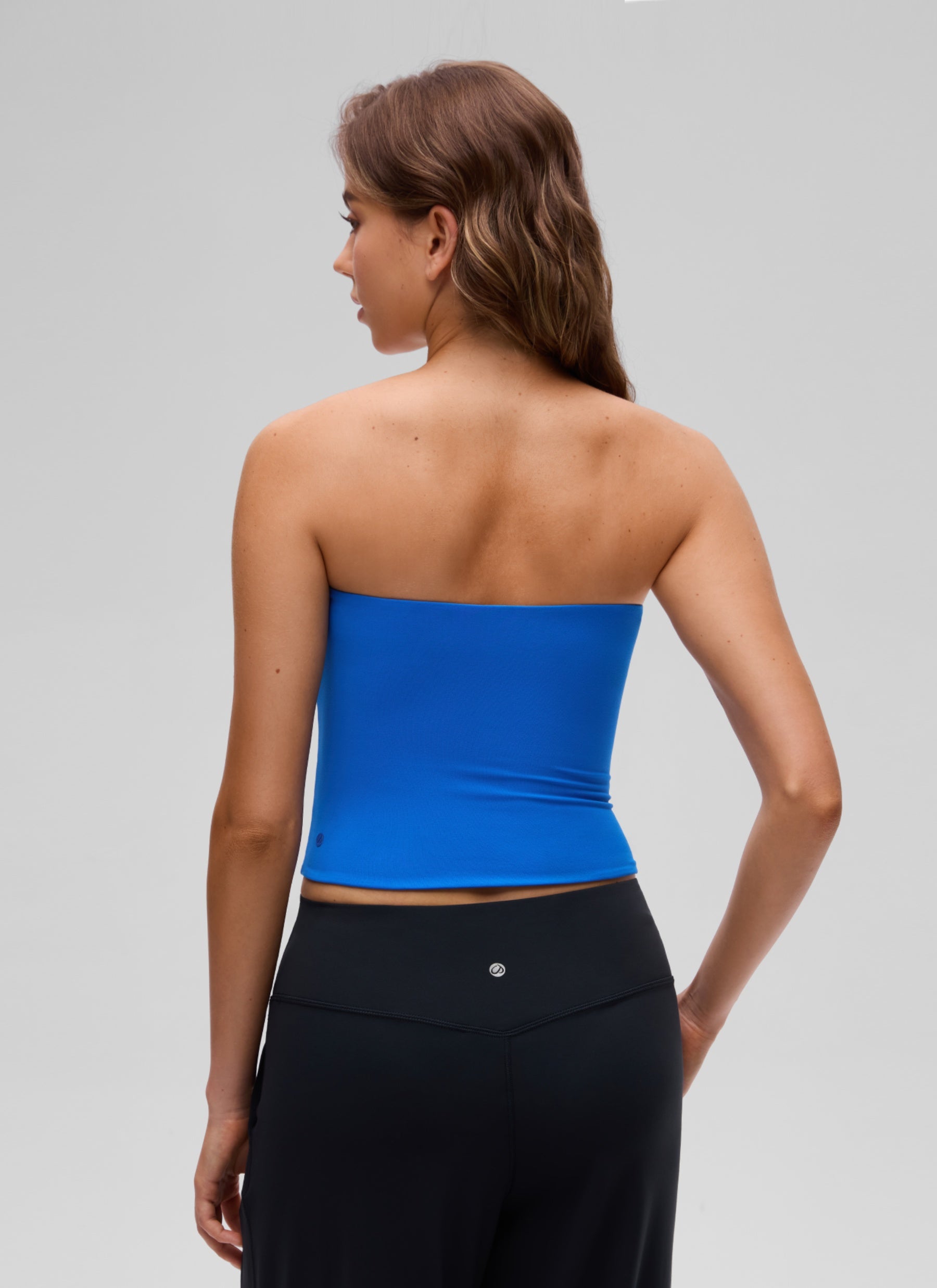 CRZ YOGA Áo thun nữ dáng ôm sát, không dây, họa tiết hoa văn “ Butterluxe ” màu xanh lấp lánh