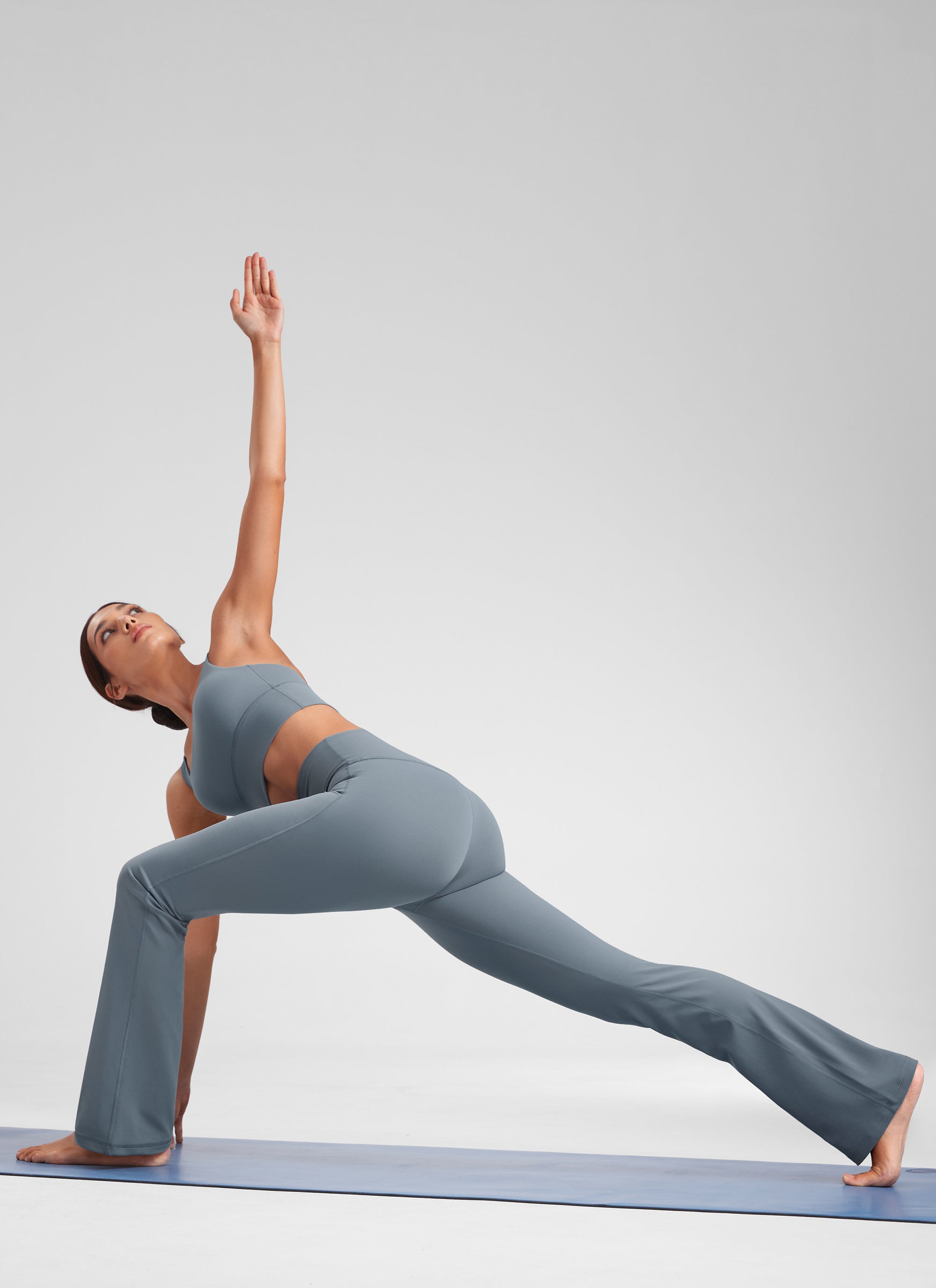 CRZ YOGA Quần legging yoga nữ cạp cao, kiểu ống loe có túi, chất liệu vải thun co giãn ( Butterluxe ), cỡ 29