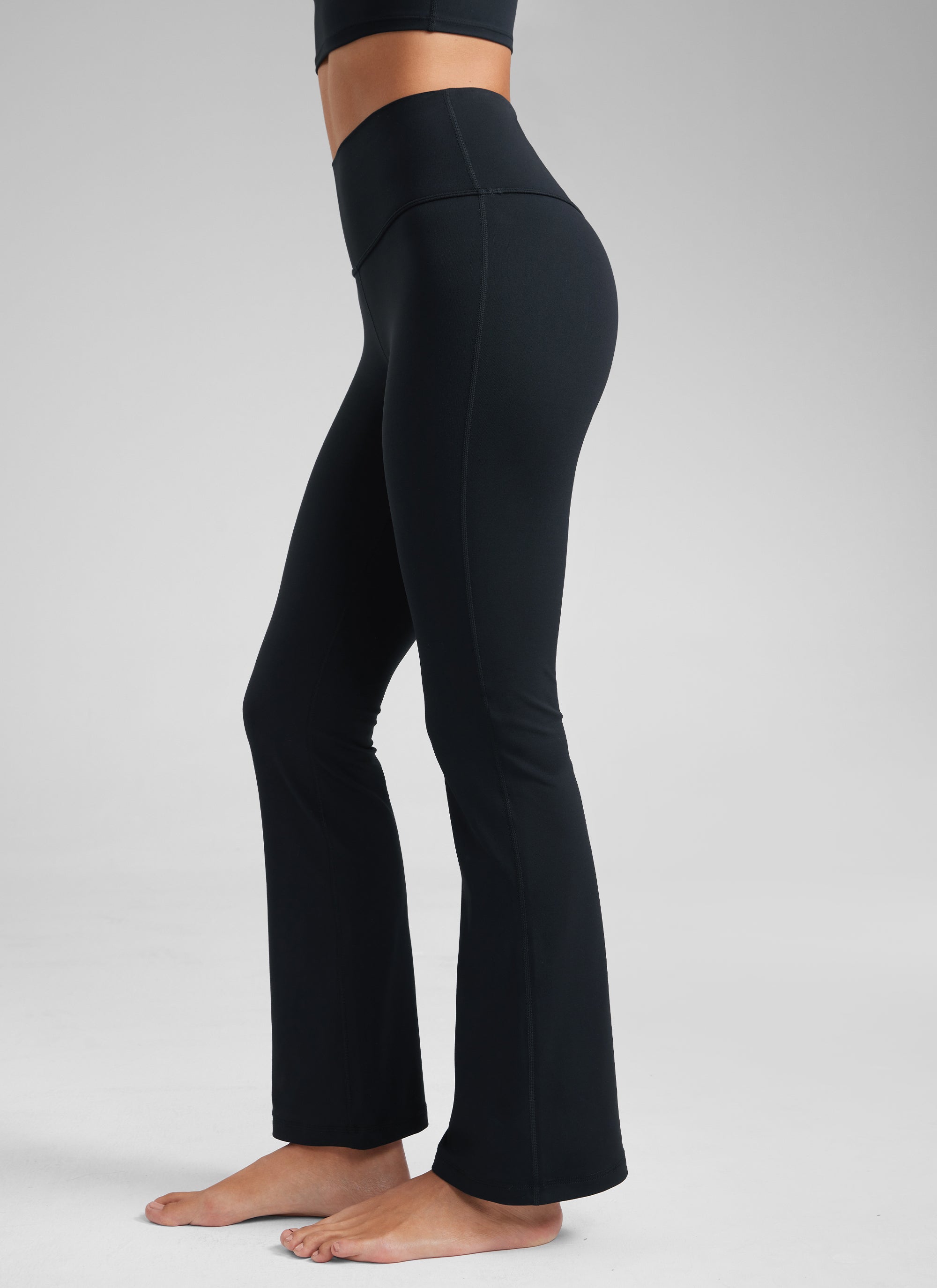 CRZ YOGA Quần legging yoga nữ cạp cao, kiểu ống loe có túi, chất liệu vải thun co giãn ( Butterluxe ), cỡ 29